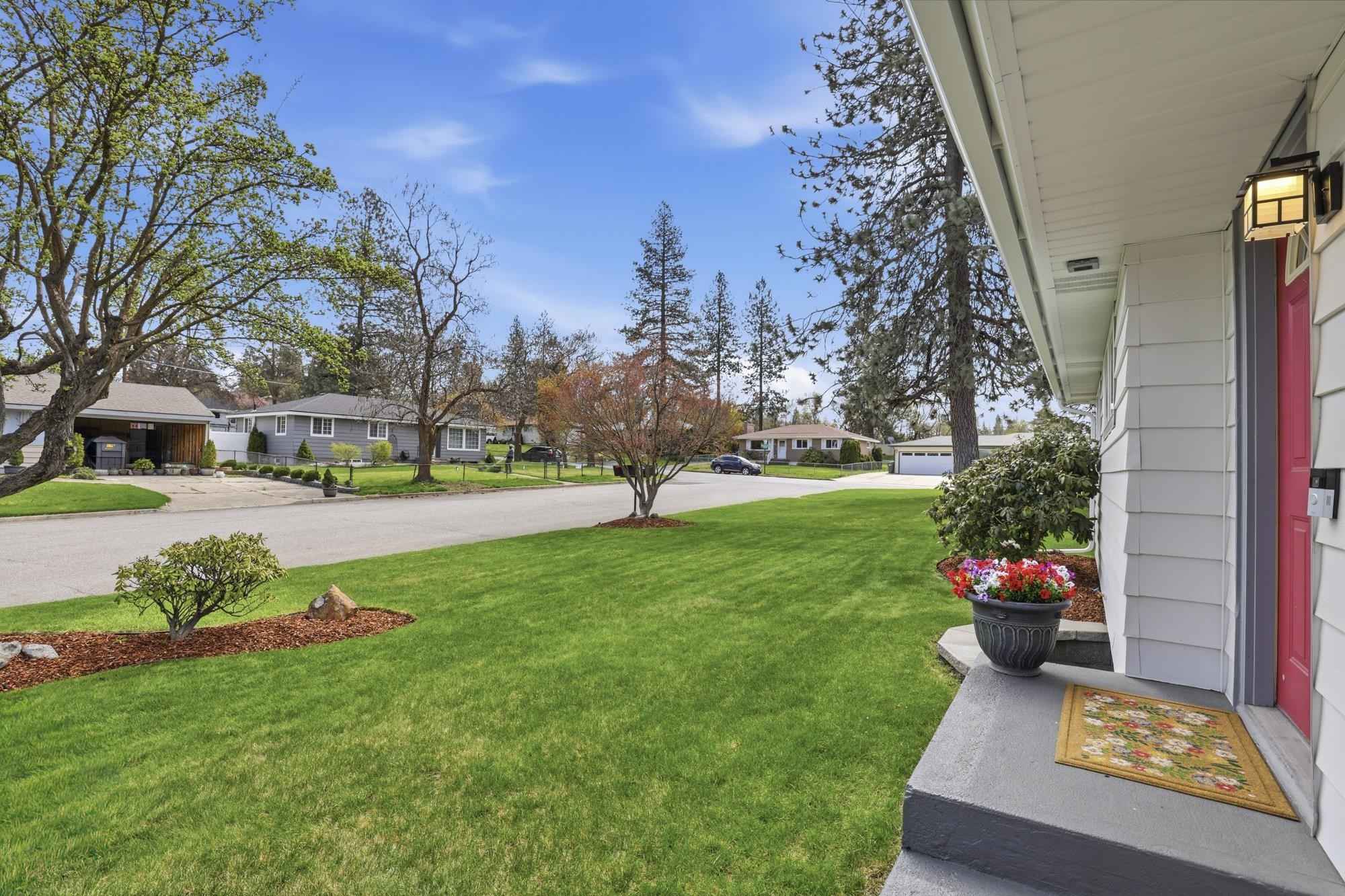 6803 N Adams St - Photo 38