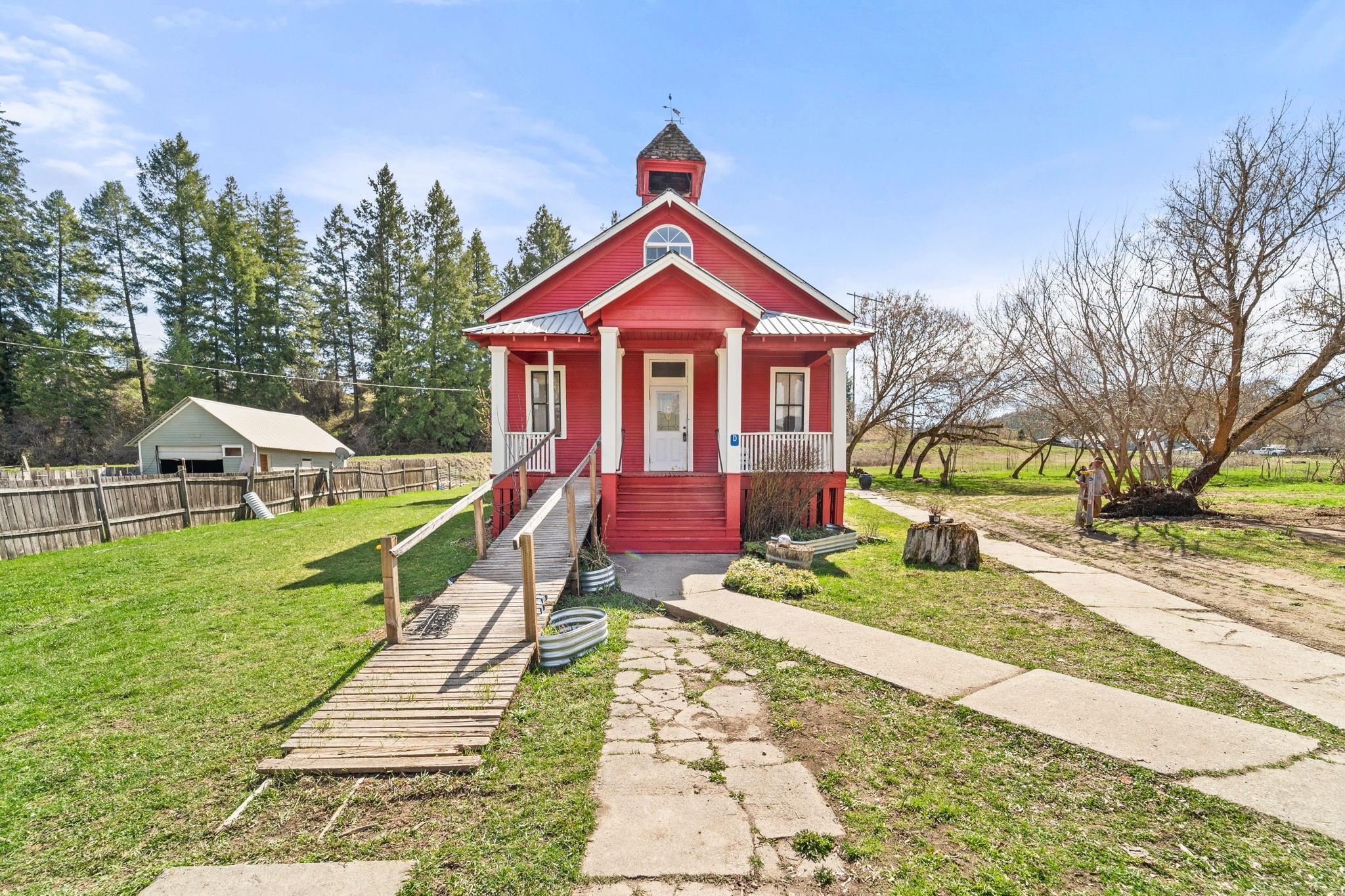 1696D Blue Creek Rd - Photo 1