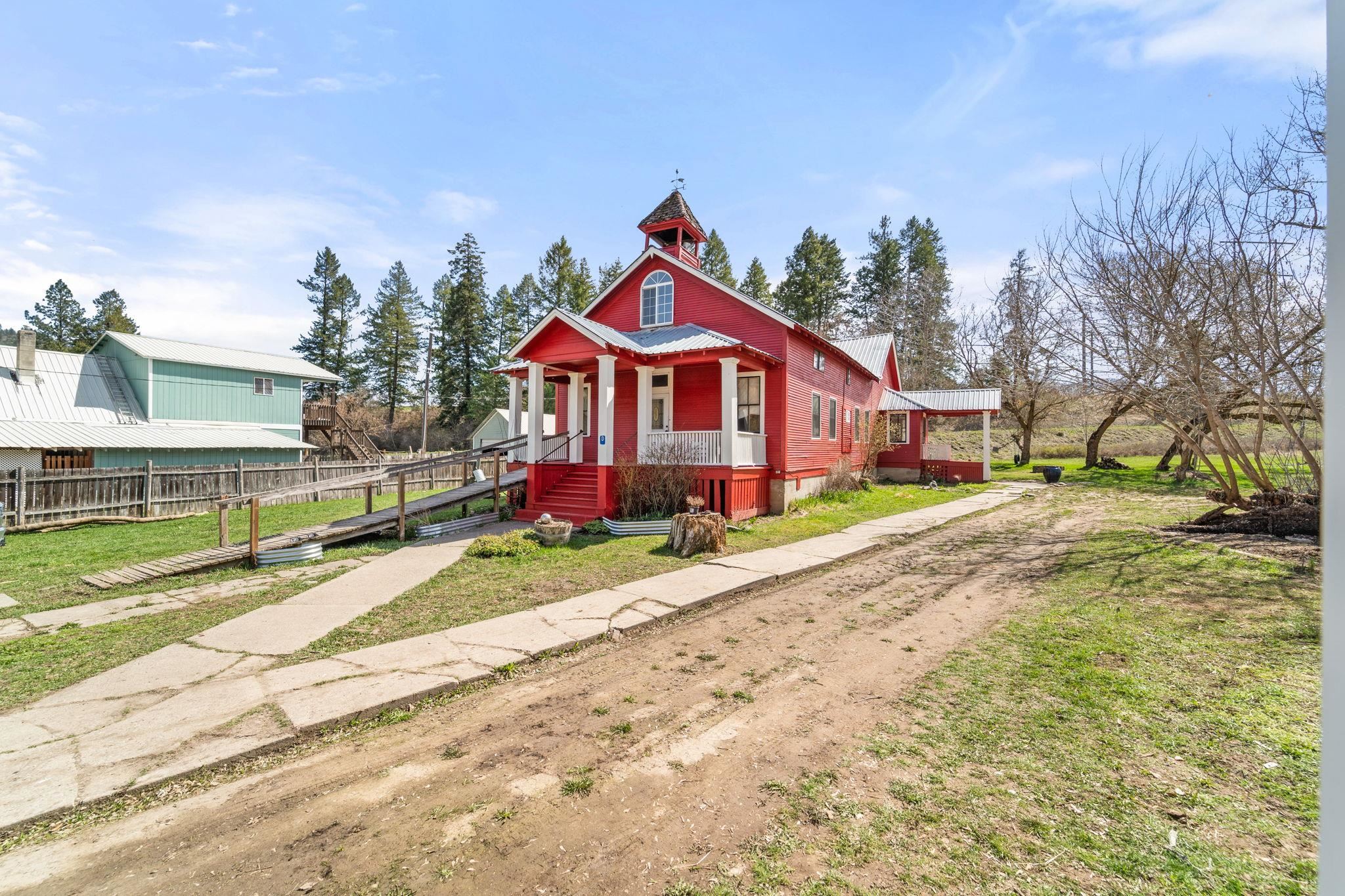 1696D Blue Creek Rd - Photo 2