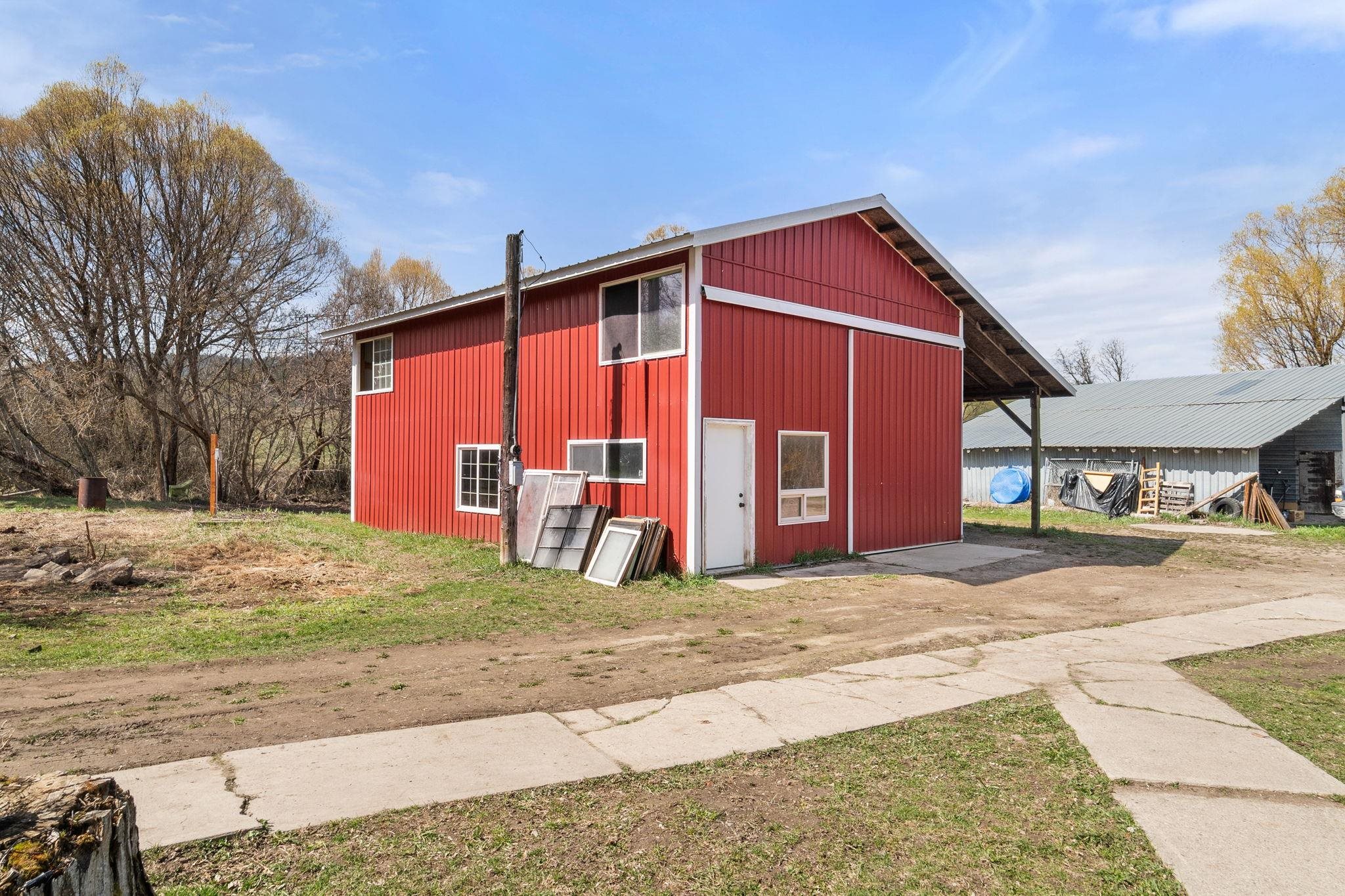 1696D Blue Creek Rd - Photo 42