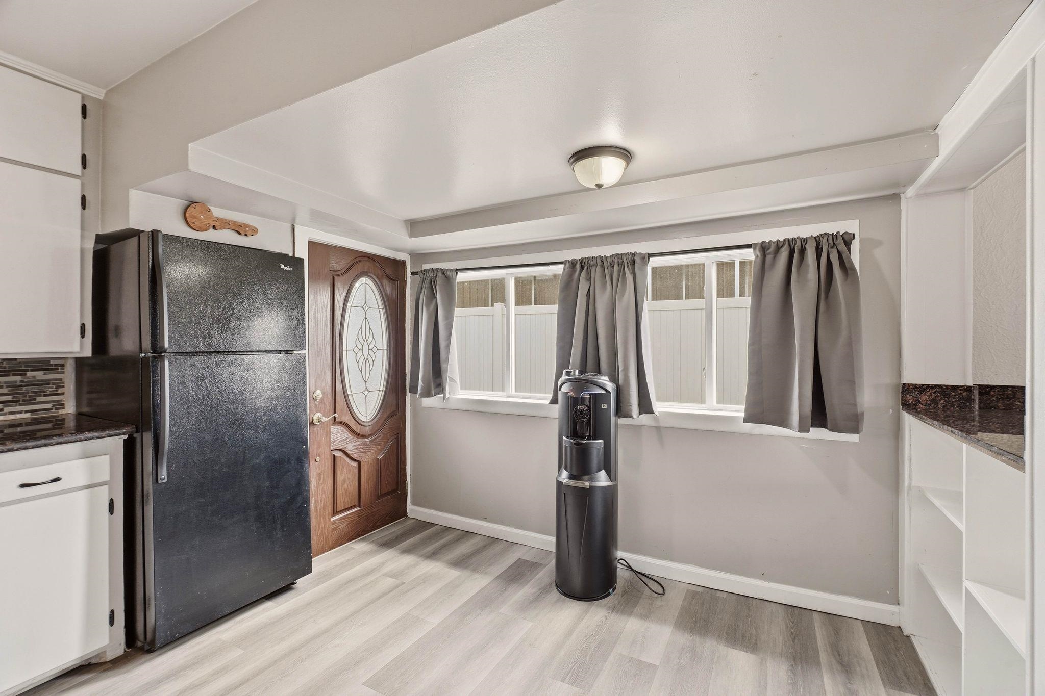 4224 N Maple St - Photo 20