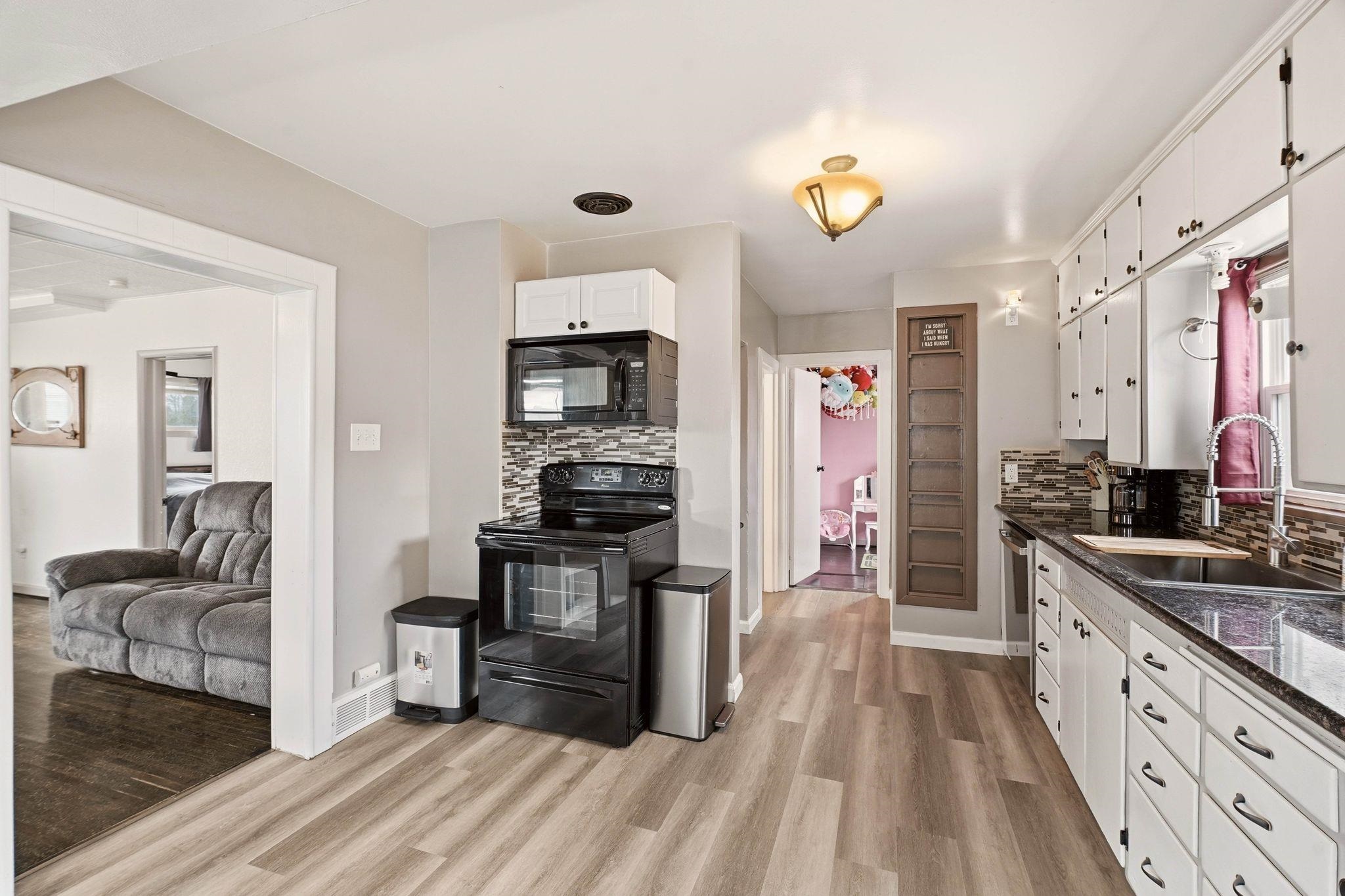 4224 N Maple St - Photo 10