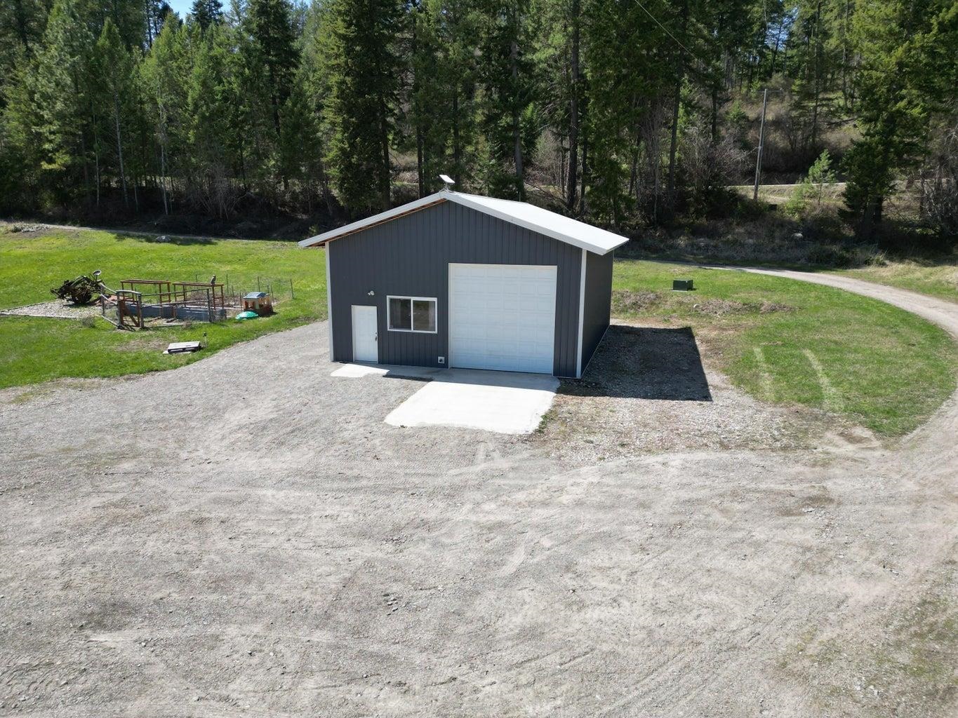 2550 B Burgess Rd - Photo 2
