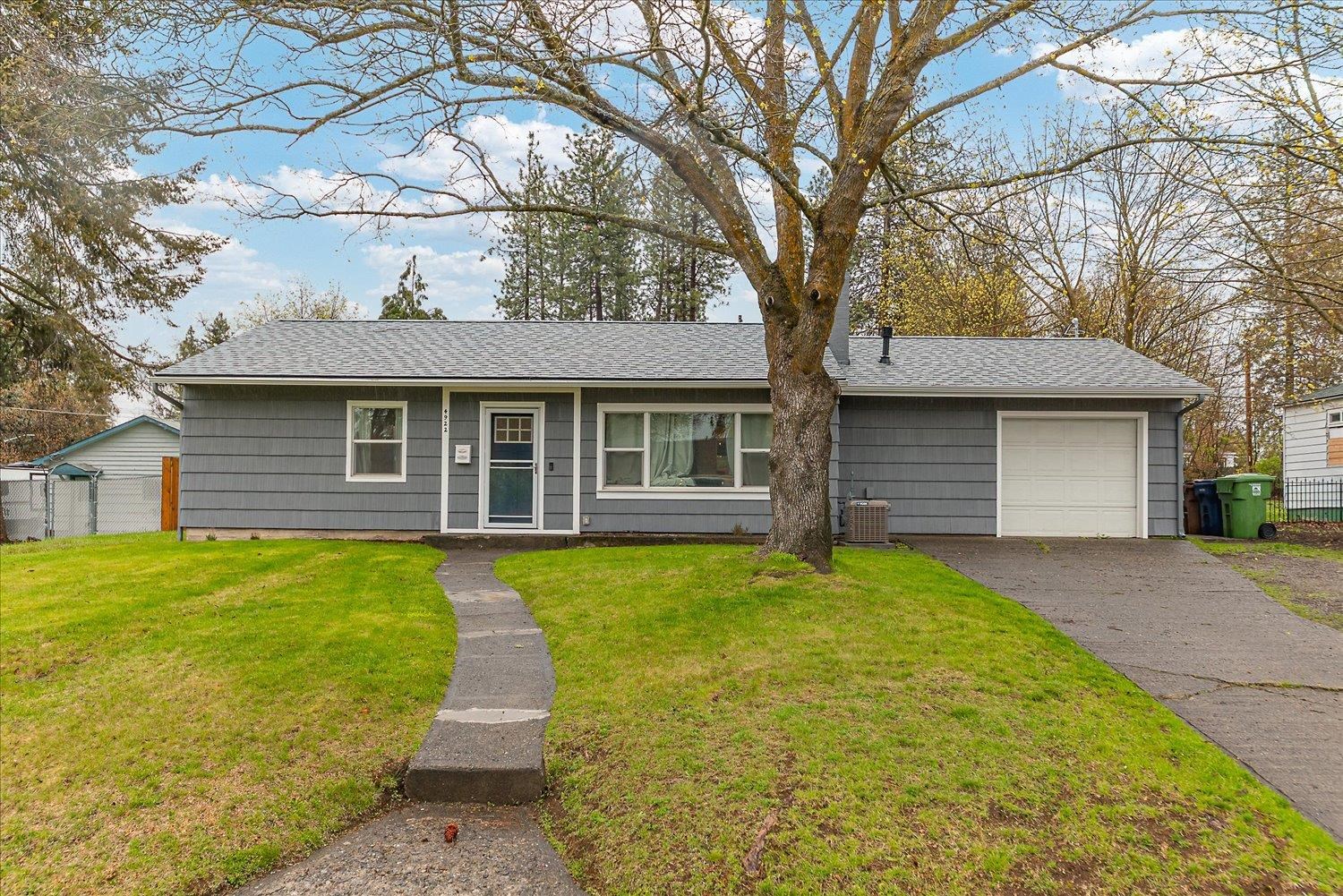 4922 N Daisy Pl - Photo 3