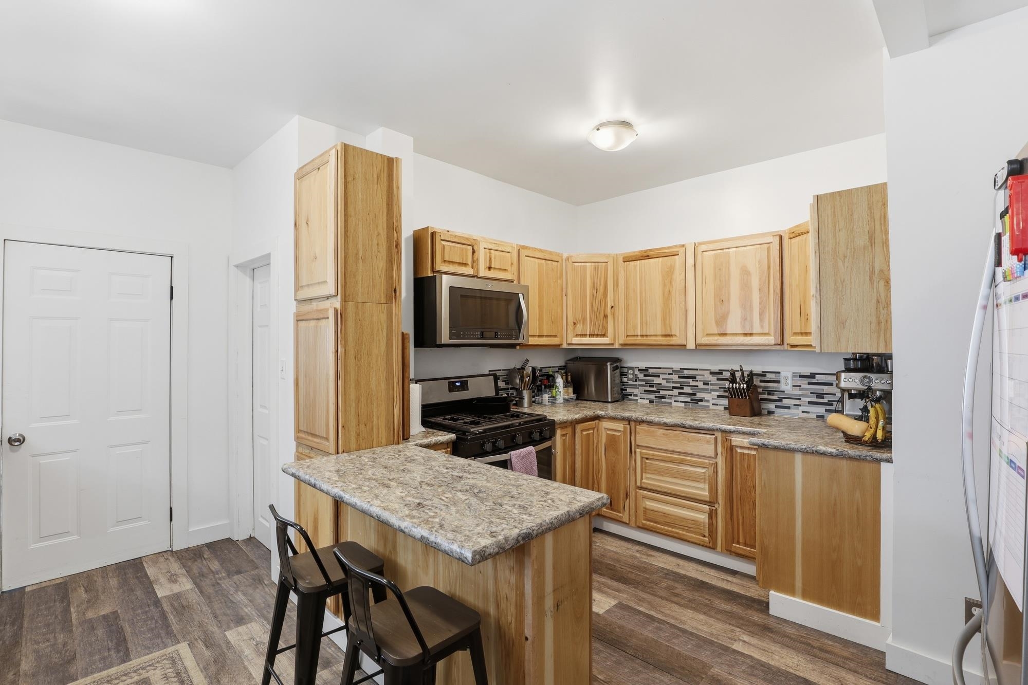 412 S Mill St - Photo 3