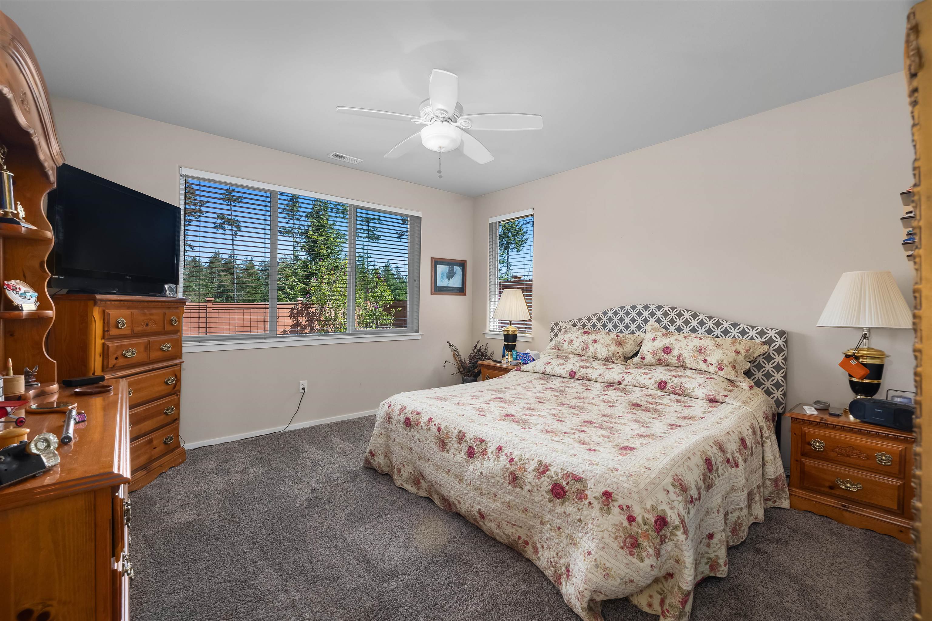 8304 Vashon NE Dr - Photo 15