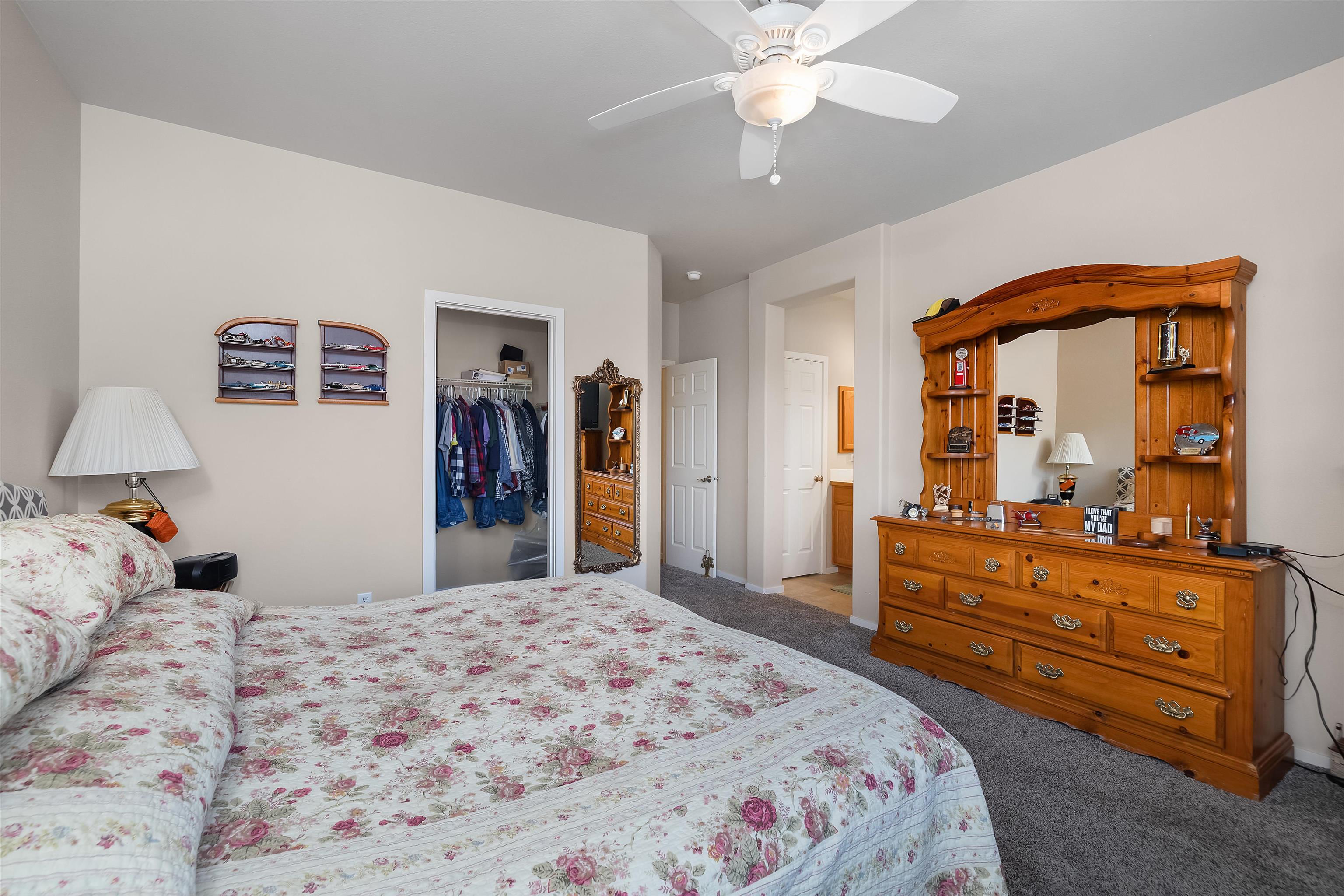 8304 Vashon NE Dr - Photo 16