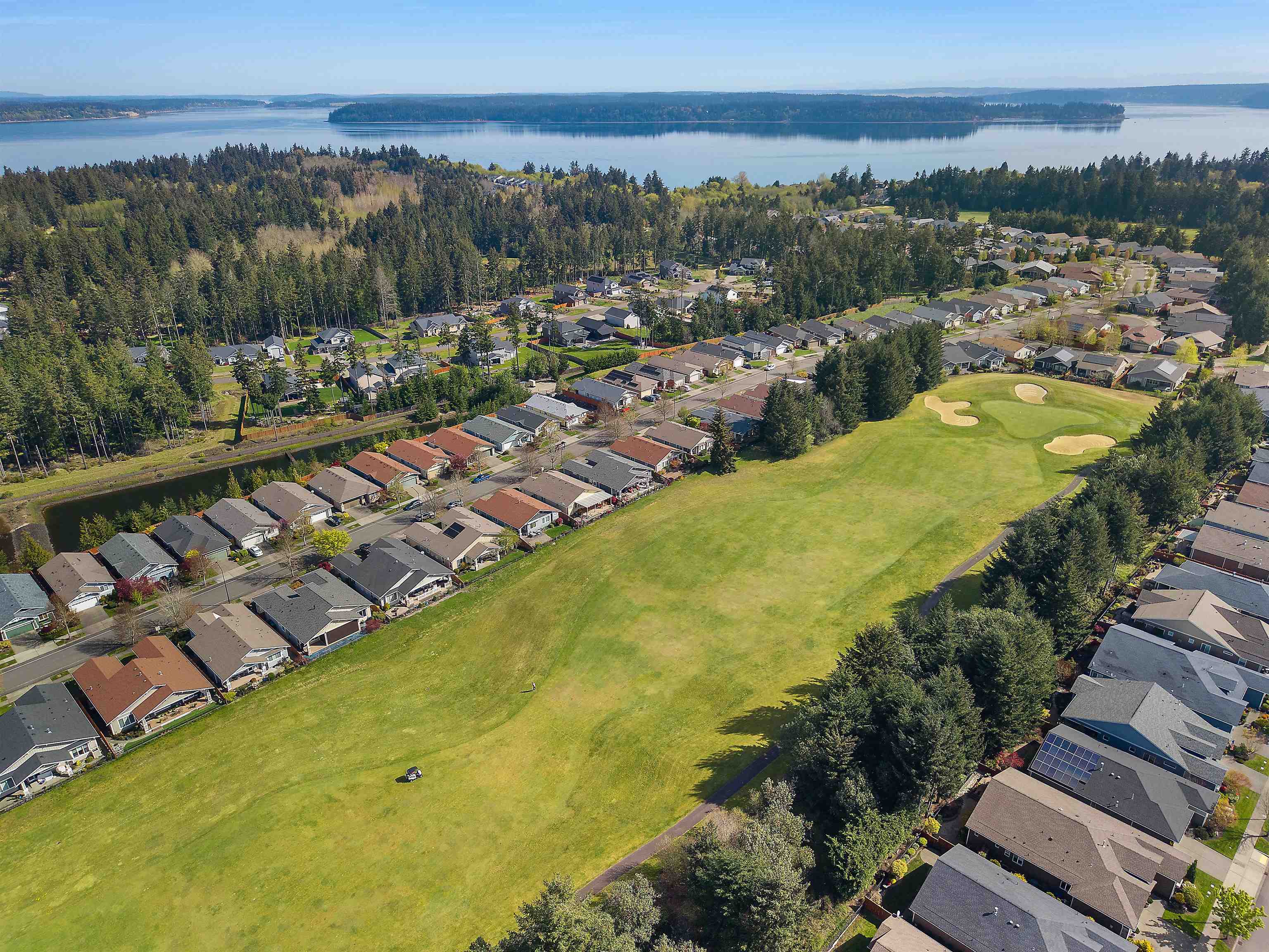 8304 Vashon NE Dr - Photo 23