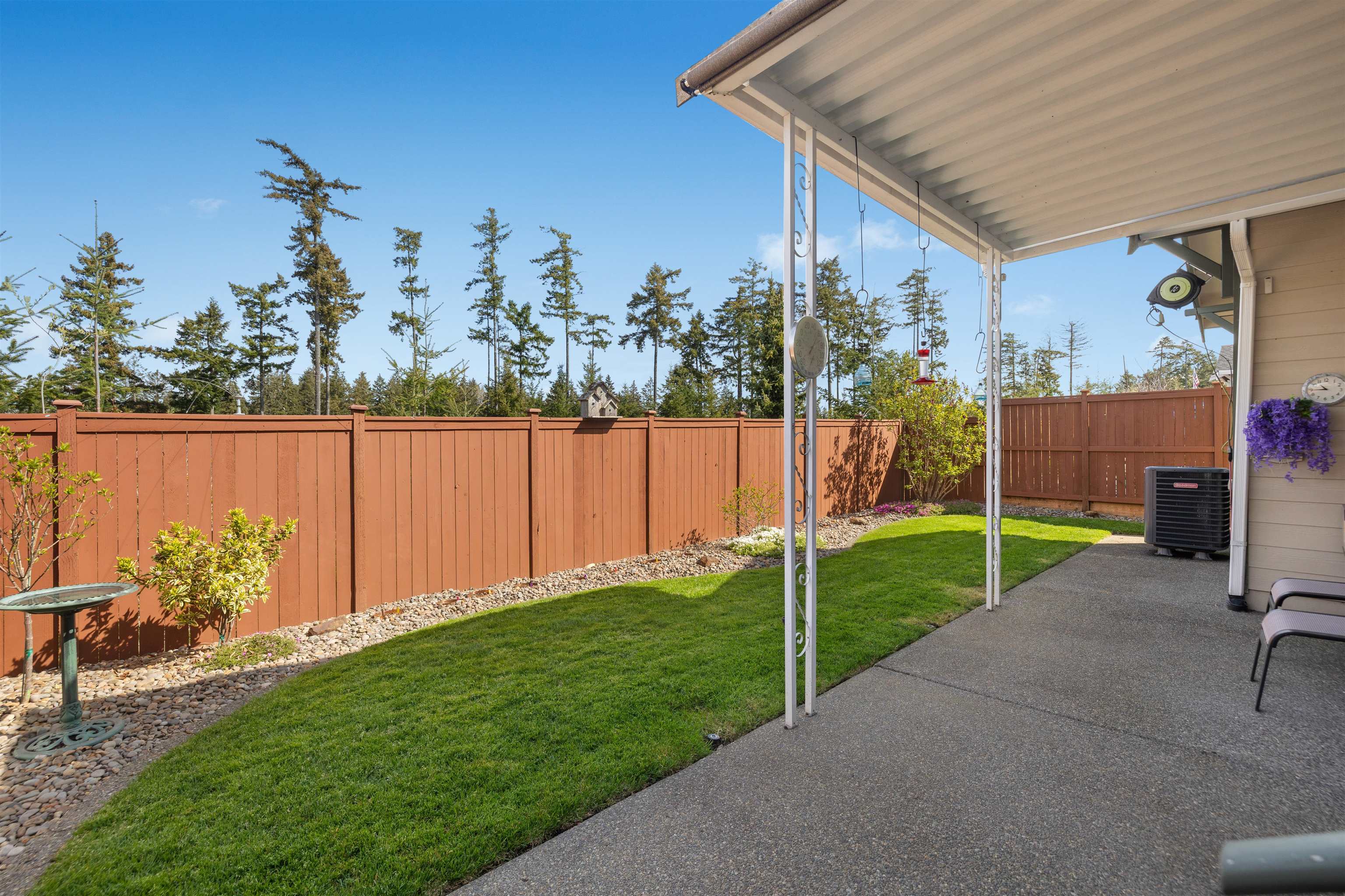 8304 Vashon NE Dr - Photo 5