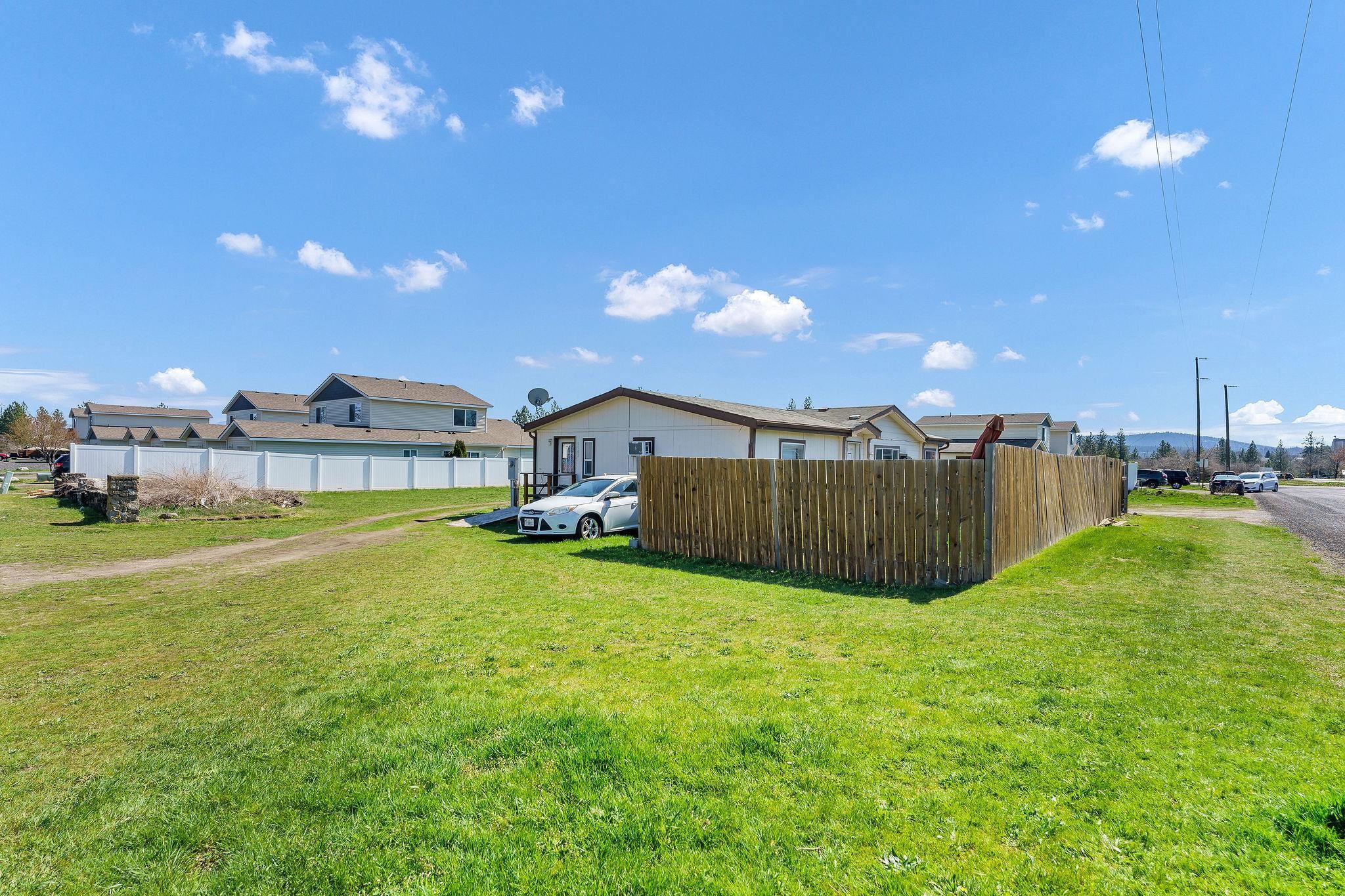 5108 E Grace Ave - Photo 3