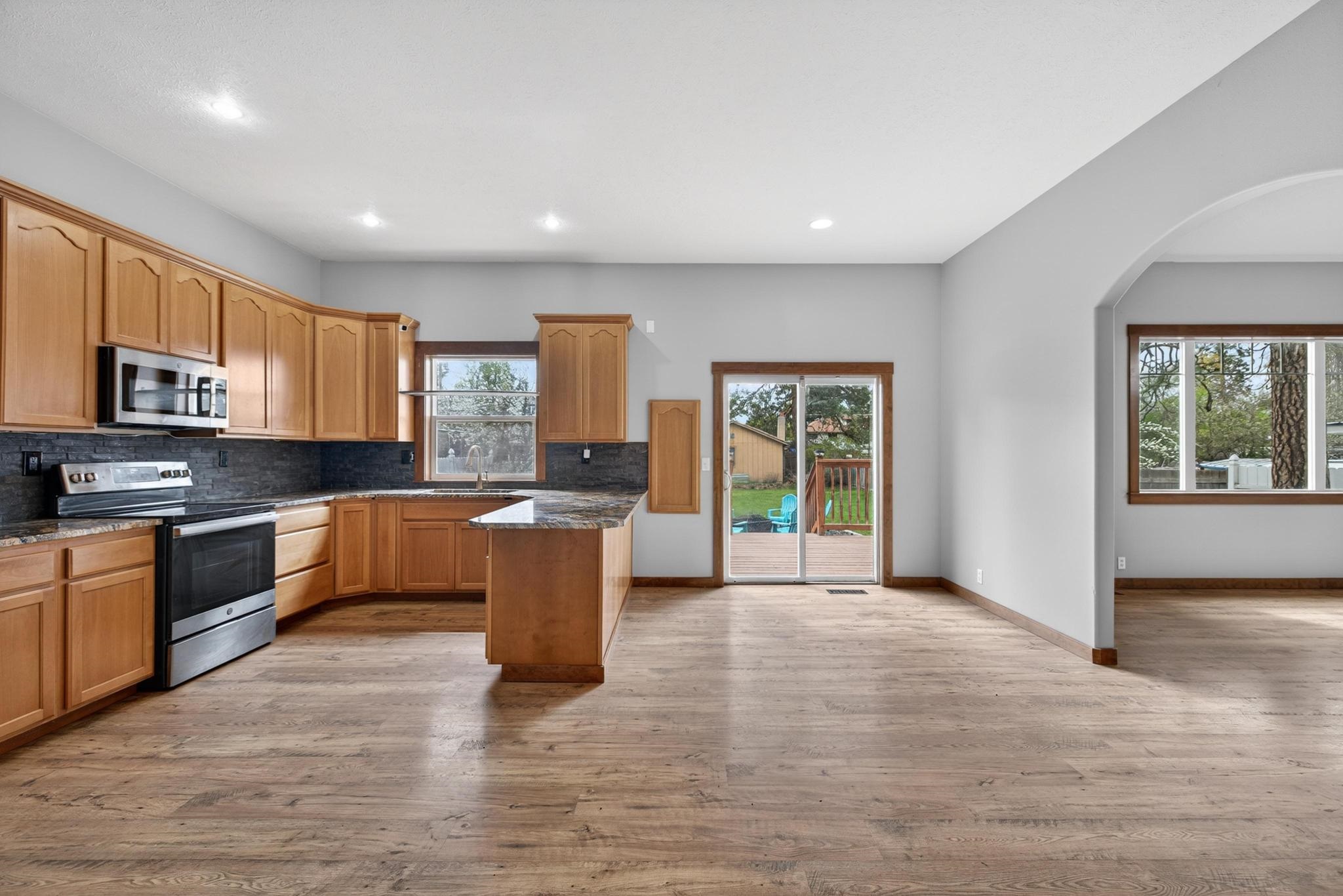 4028 E 28TH Ave - Photo 18