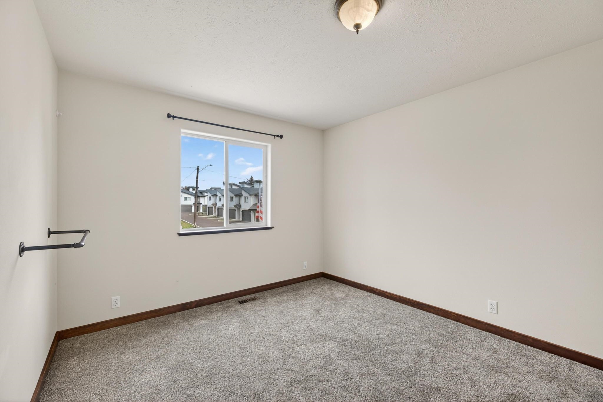 4028 E 28TH Ave - Photo 33