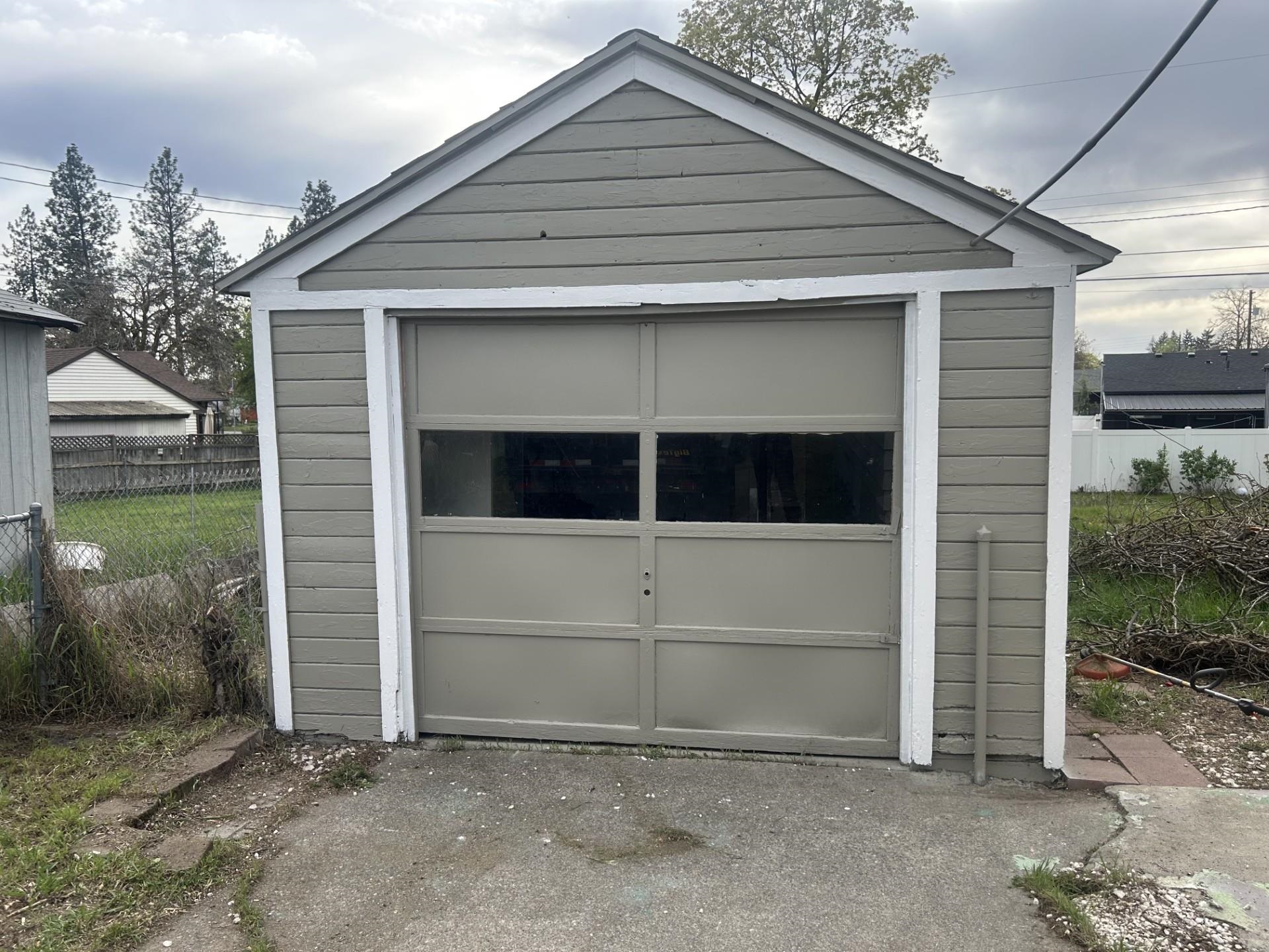 5521 N C St - Photo 5