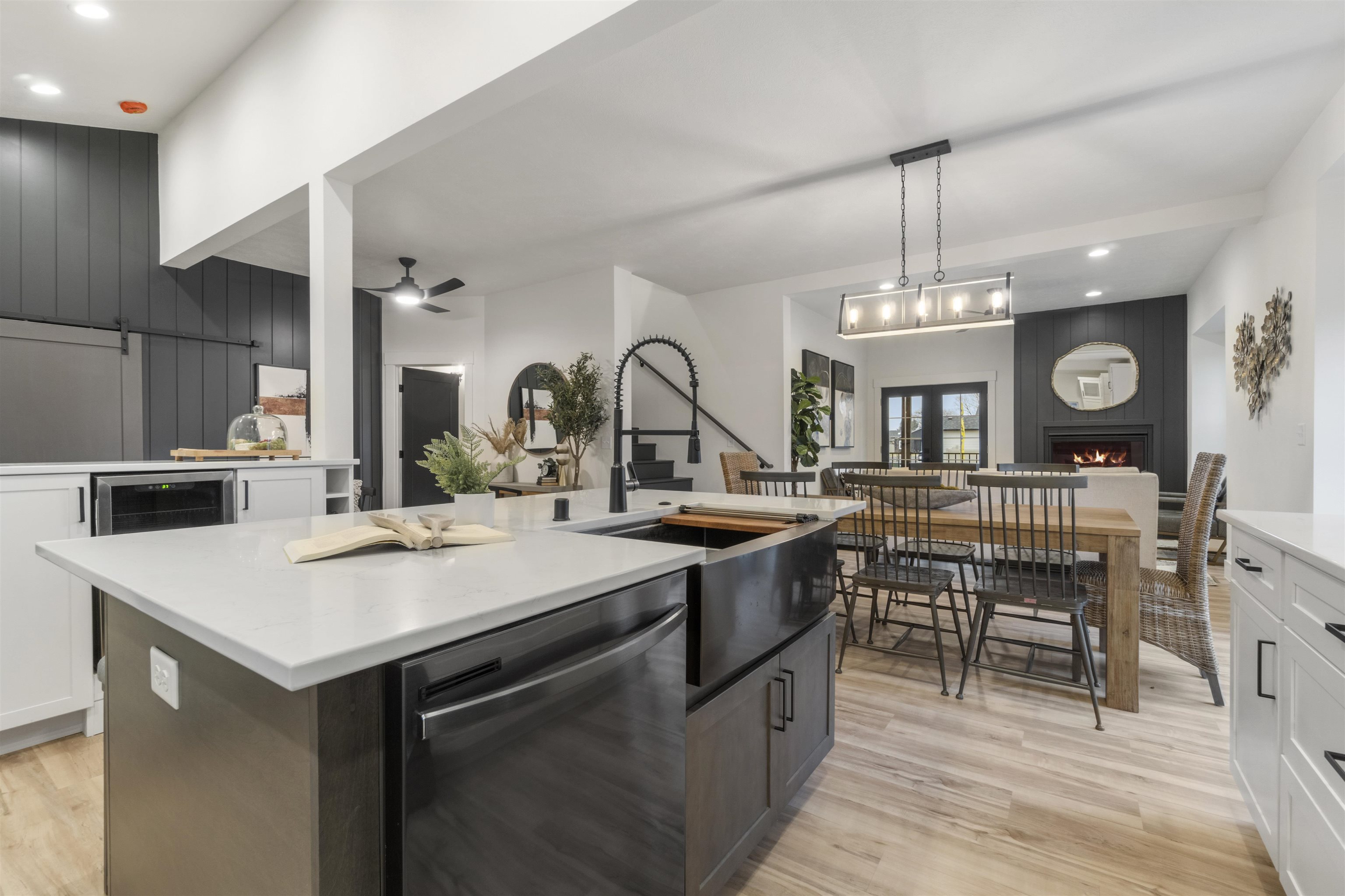 1922 N Donwood Ln - Photo 9