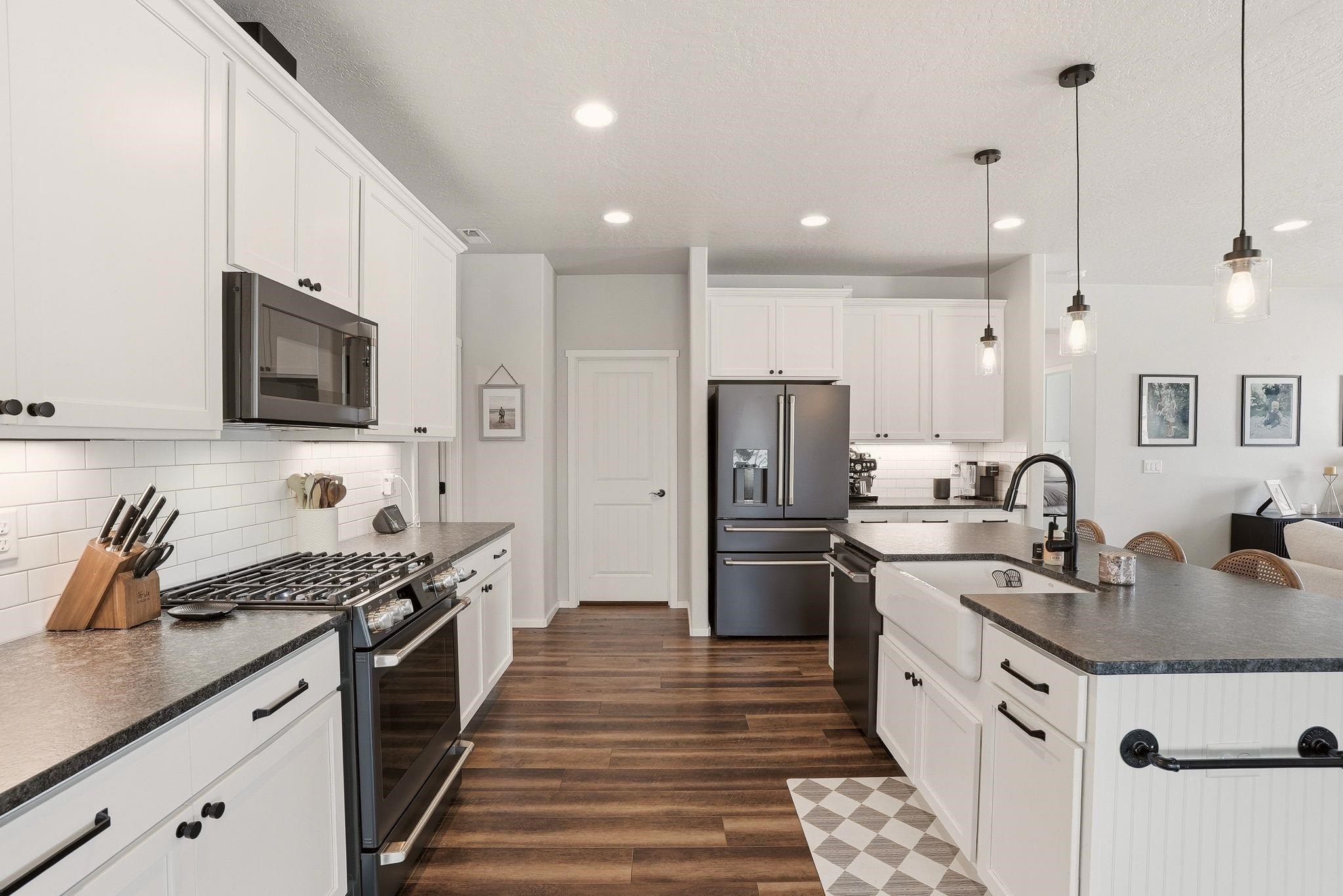 1421 S Hodges St - Photo 14