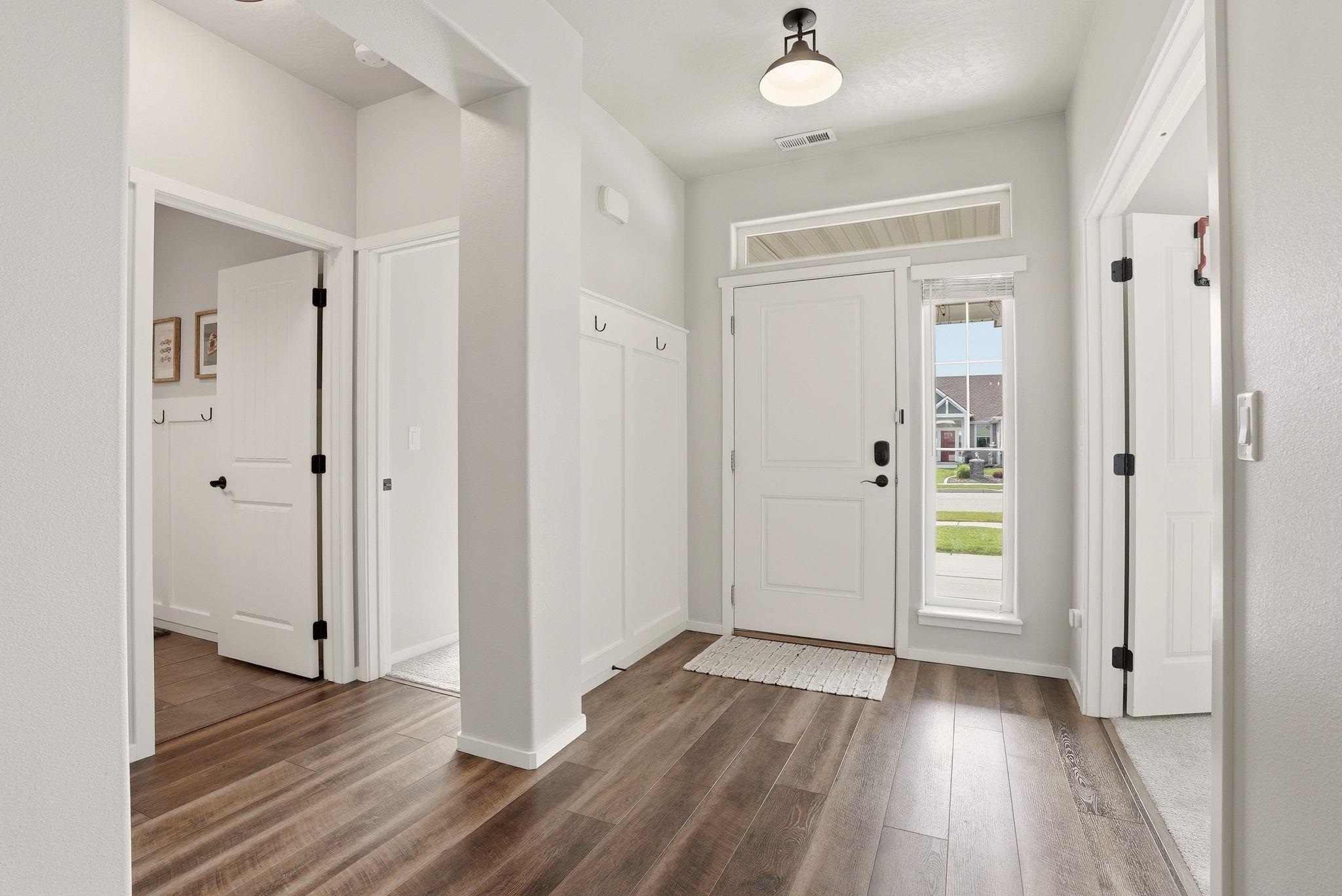 1421 S Hodges St - Photo 3