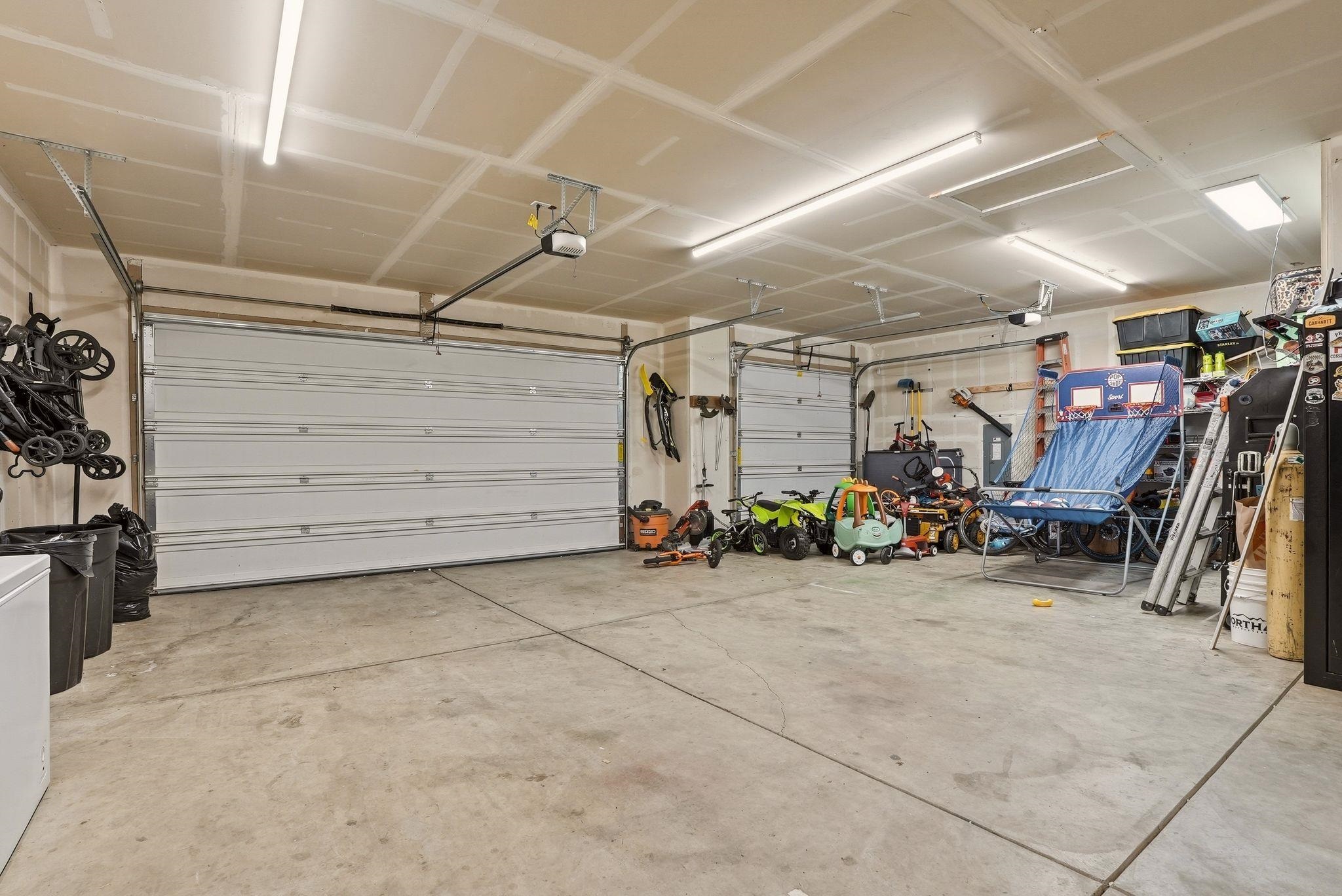1421 S Hodges St - Photo 32