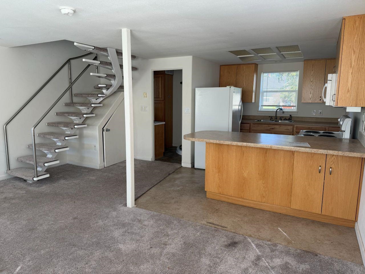 206 W Pearl St - Photo 3