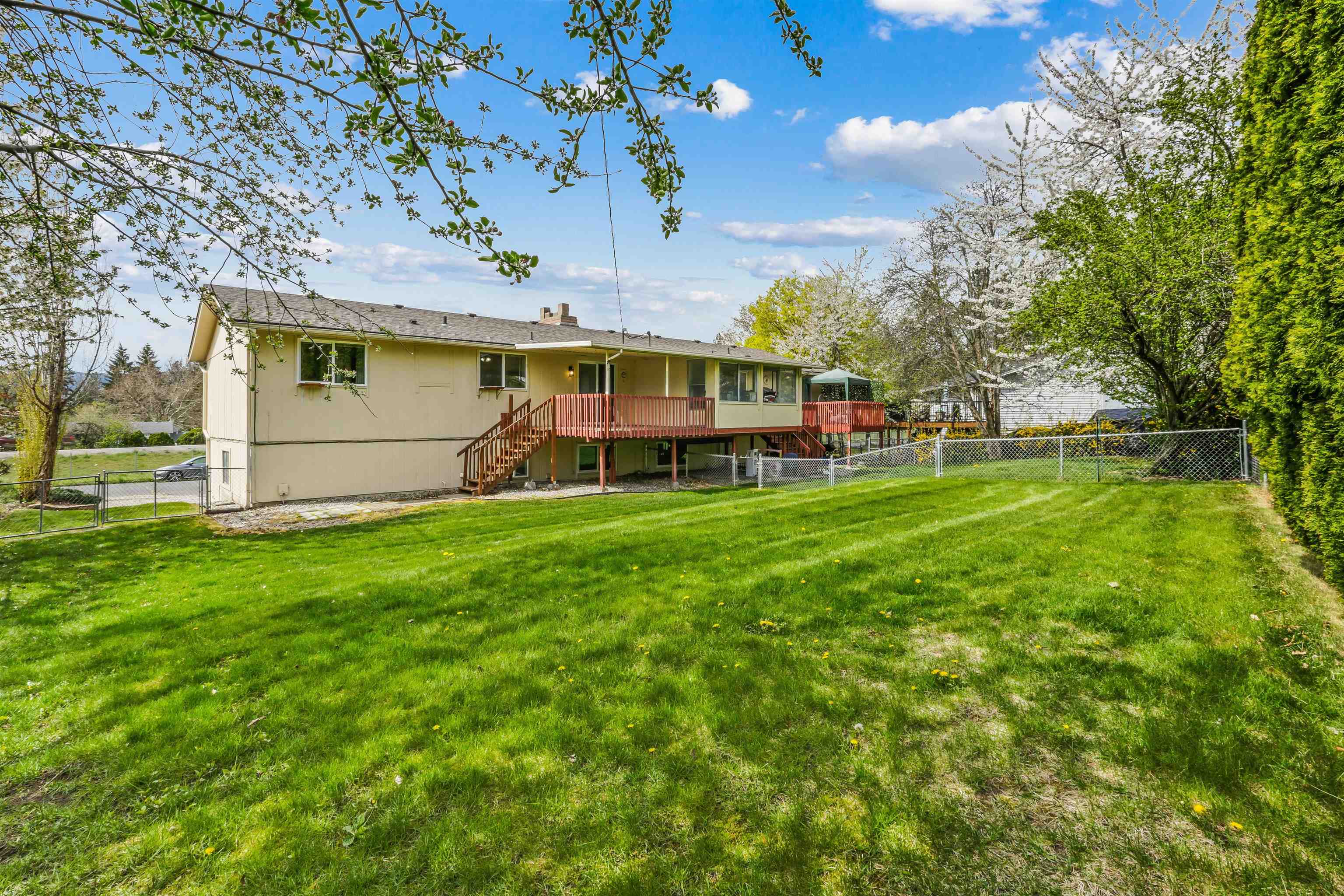 13305 E Forrest Ave - Photo 28