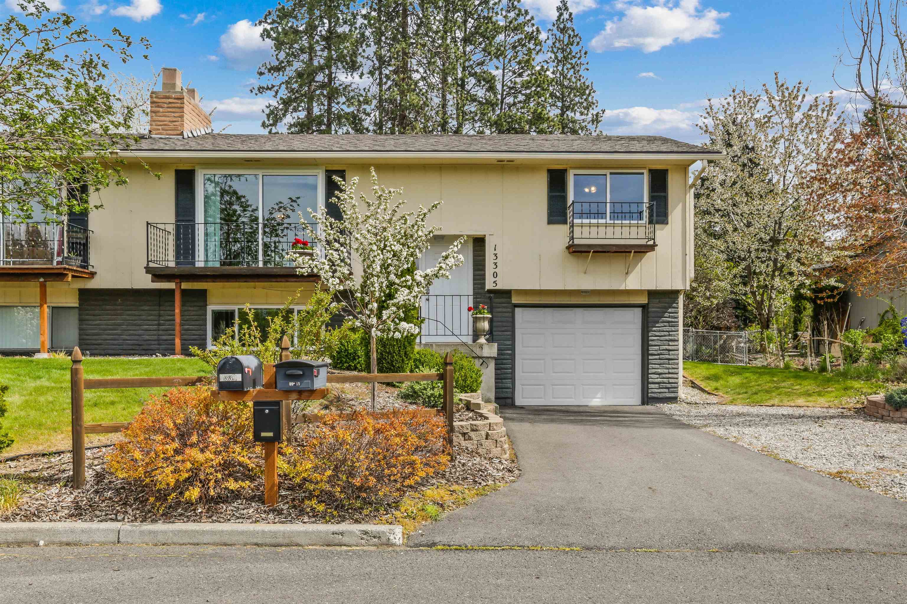 13305 E Forrest Ave - Photo 4