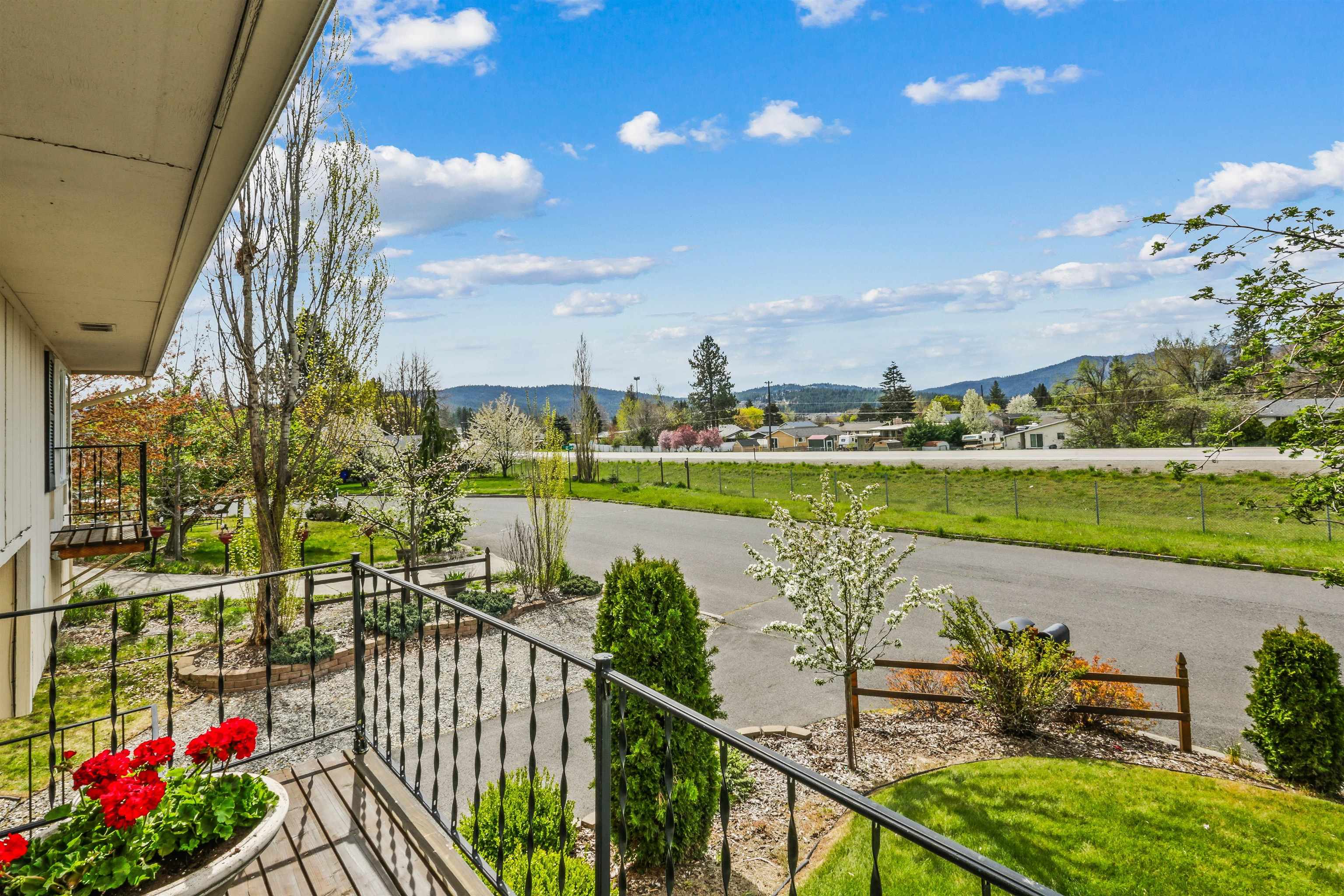 13305 E Forrest Ave - Photo 8