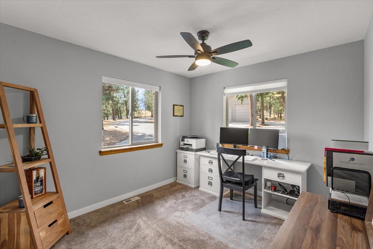 6910 N HARVARD Rd - Photo 17