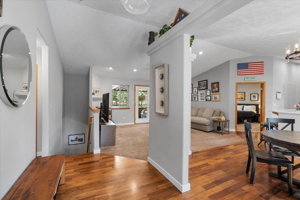 6910 N HARVARD Rd - Photo 3