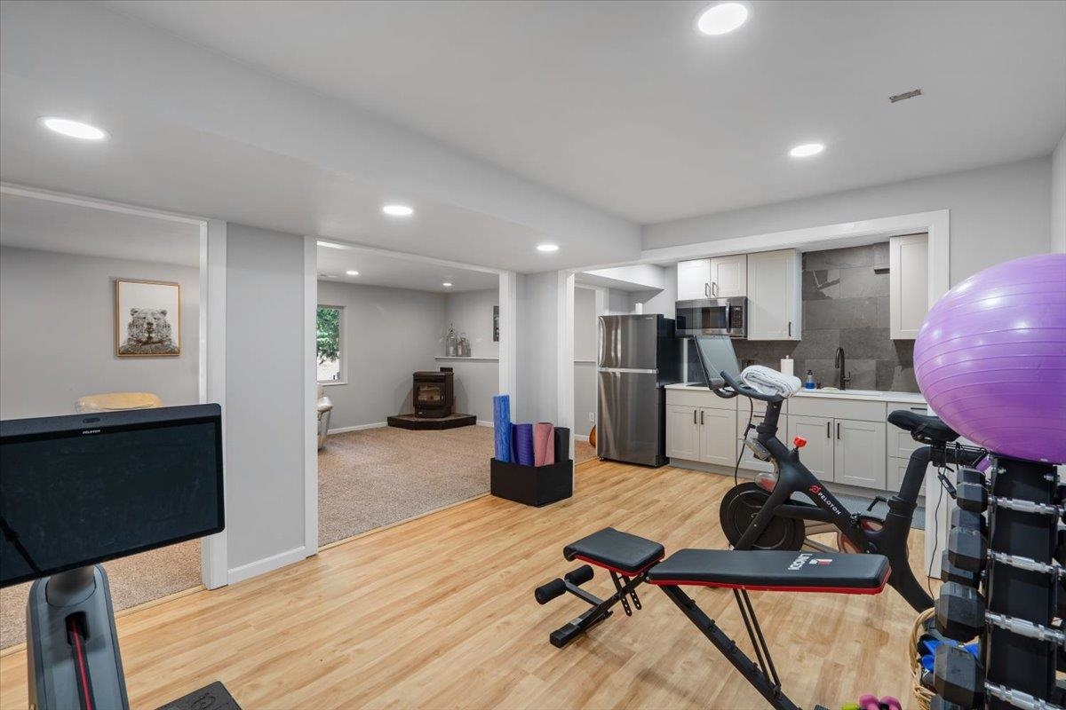 6910 N HARVARD Rd - Photo 24