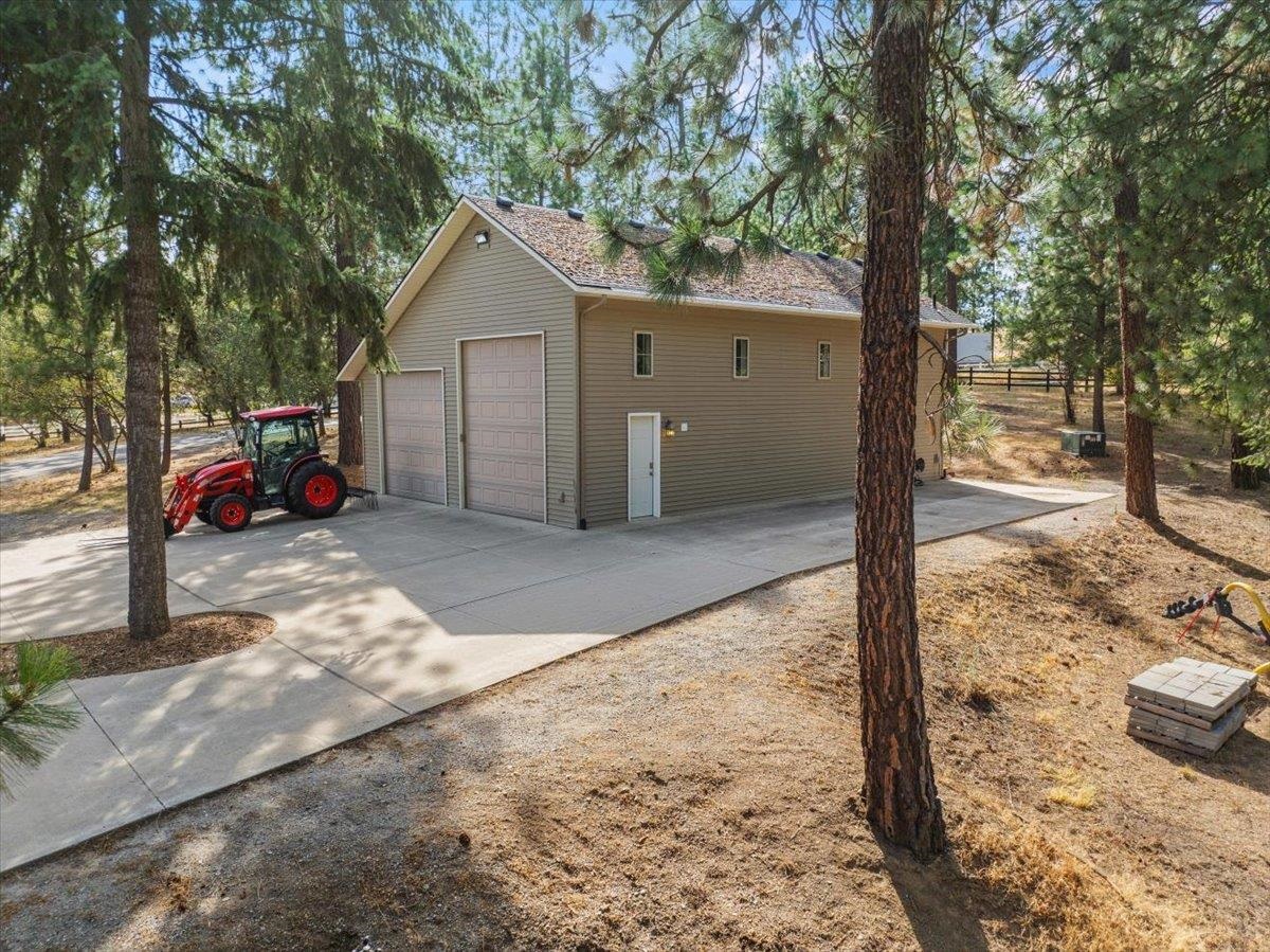6910 N HARVARD Rd - Photo 29