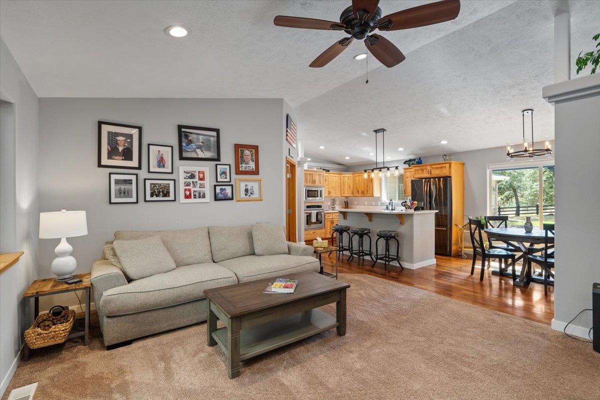 6910 N HARVARD Rd - Photo 10