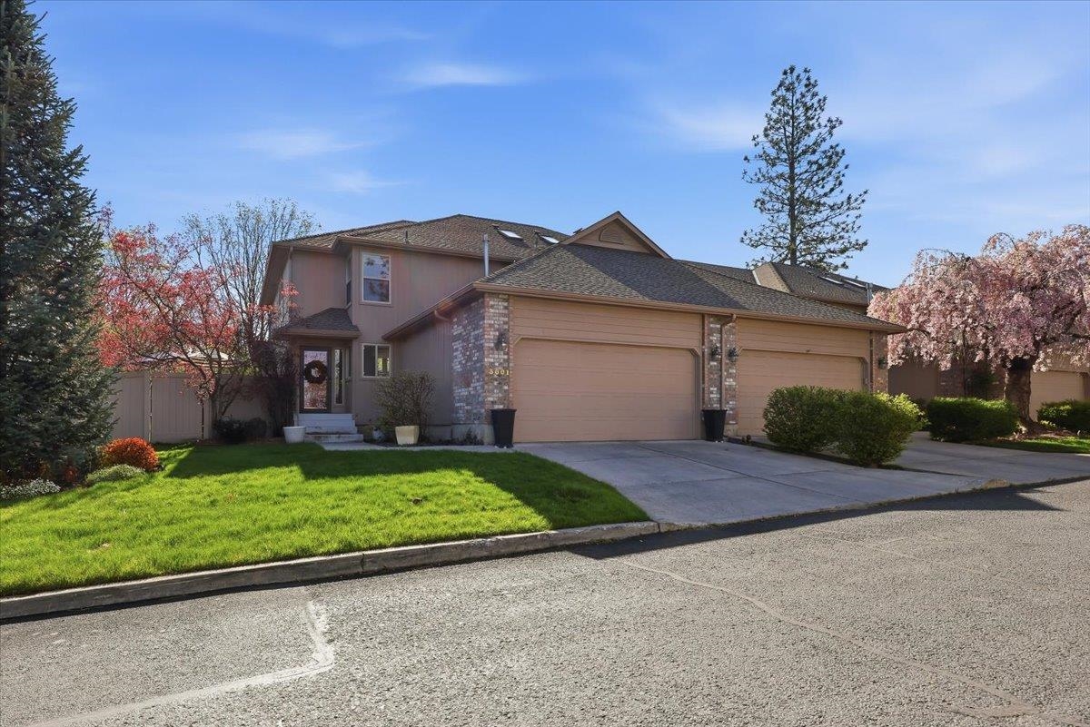 3001 S Winthrop Ln - Photo 1