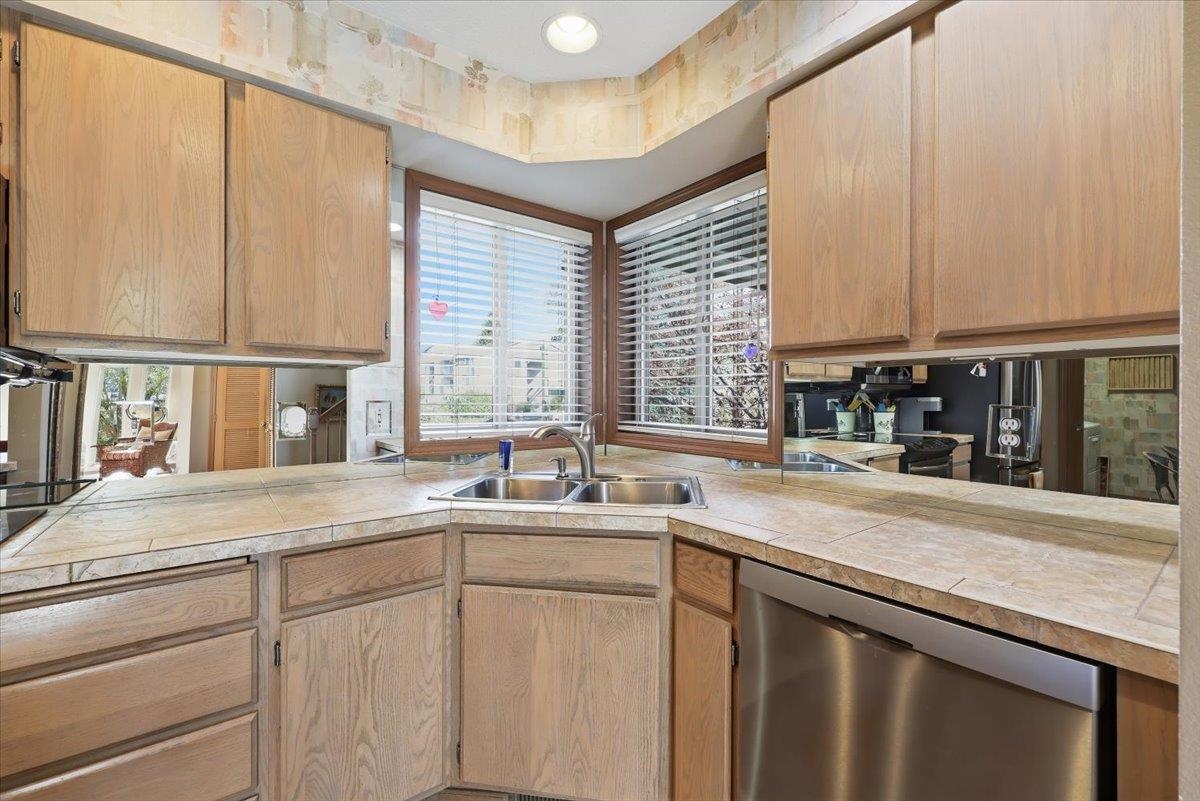 3001 S Winthrop Ln - Photo 26