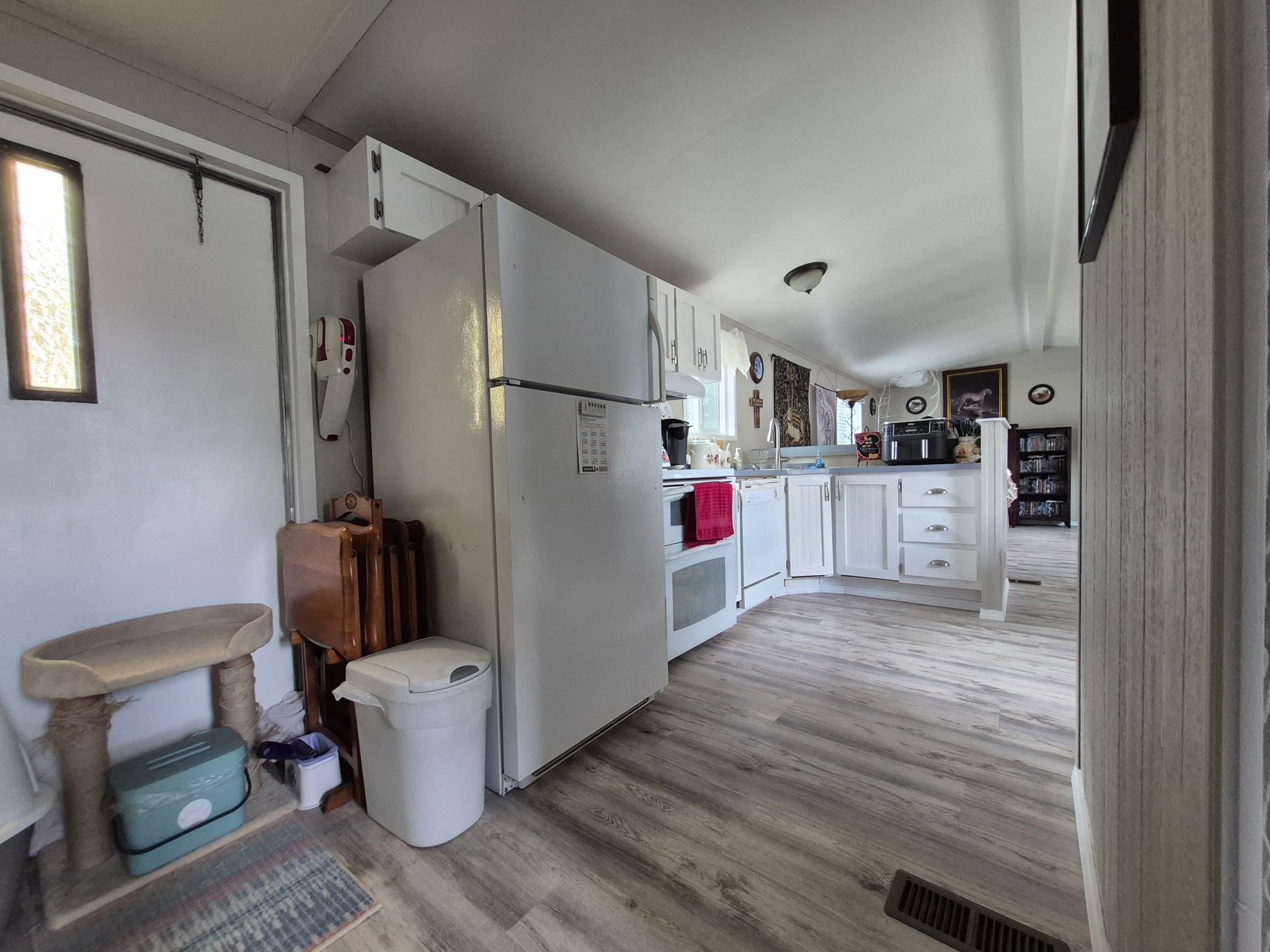 3925 E Farwell Rd - Photo 20