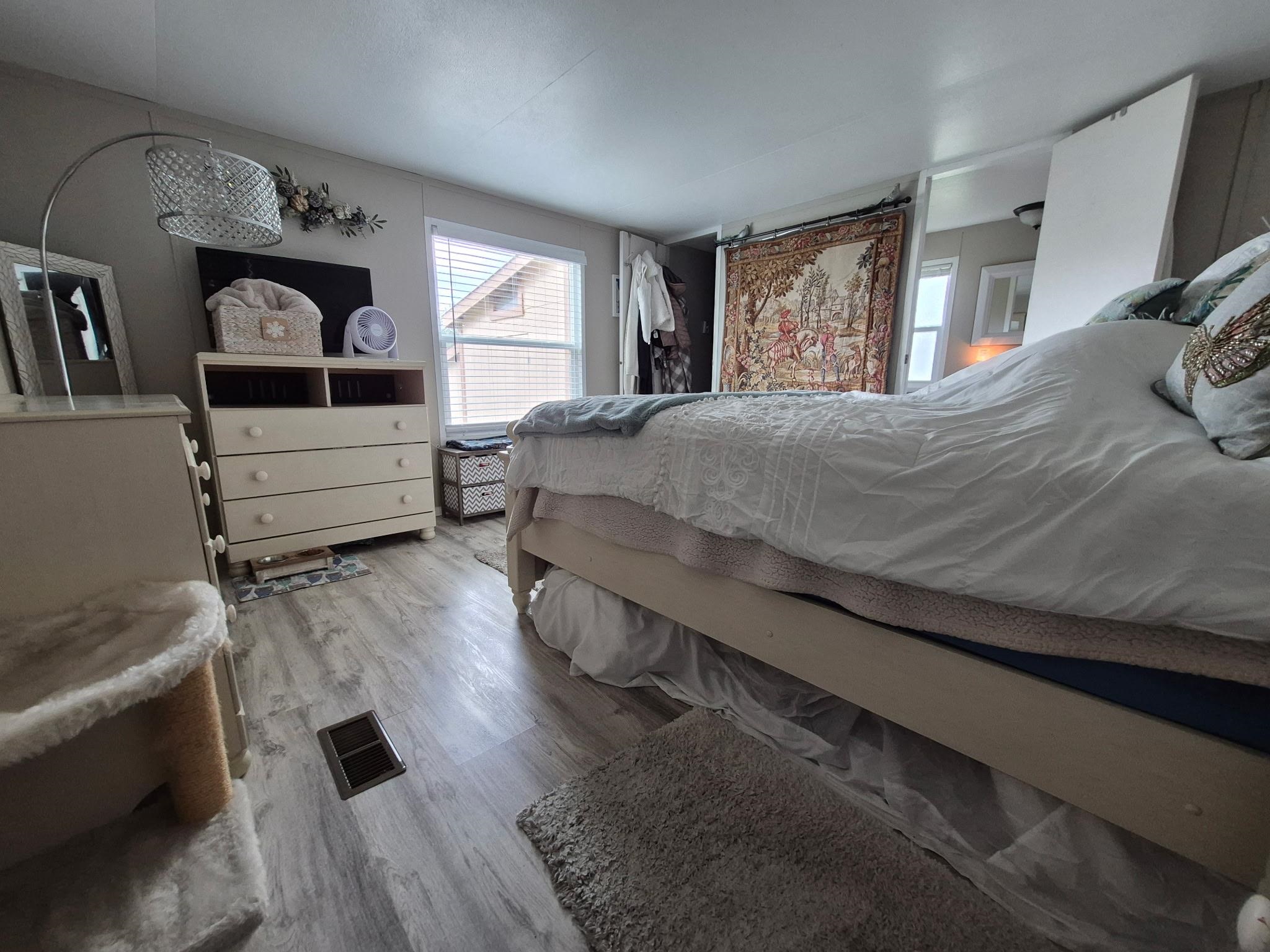 3925 E Farwell Rd - Photo 25