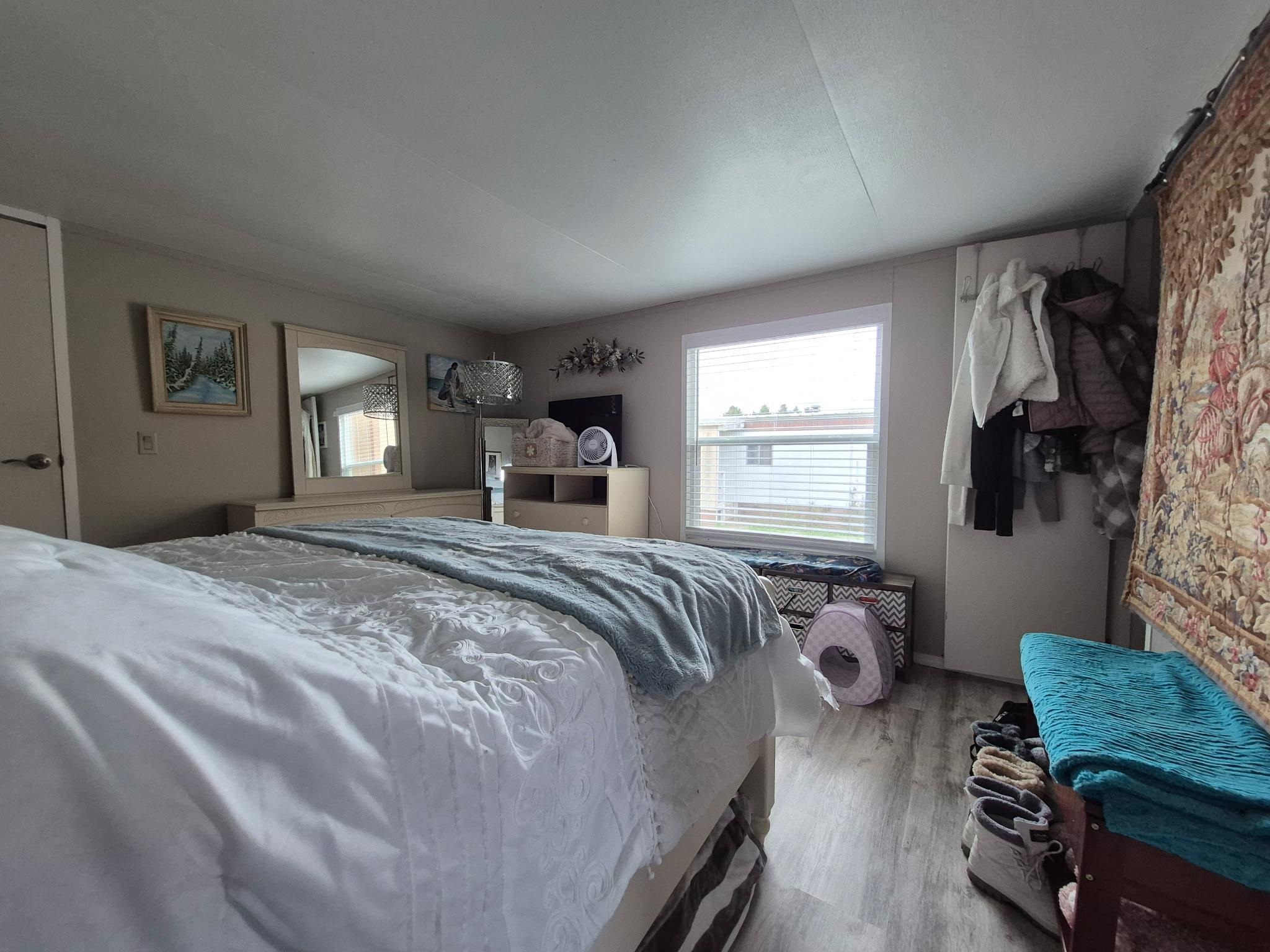 3925 E Farwell Rd - Photo 28