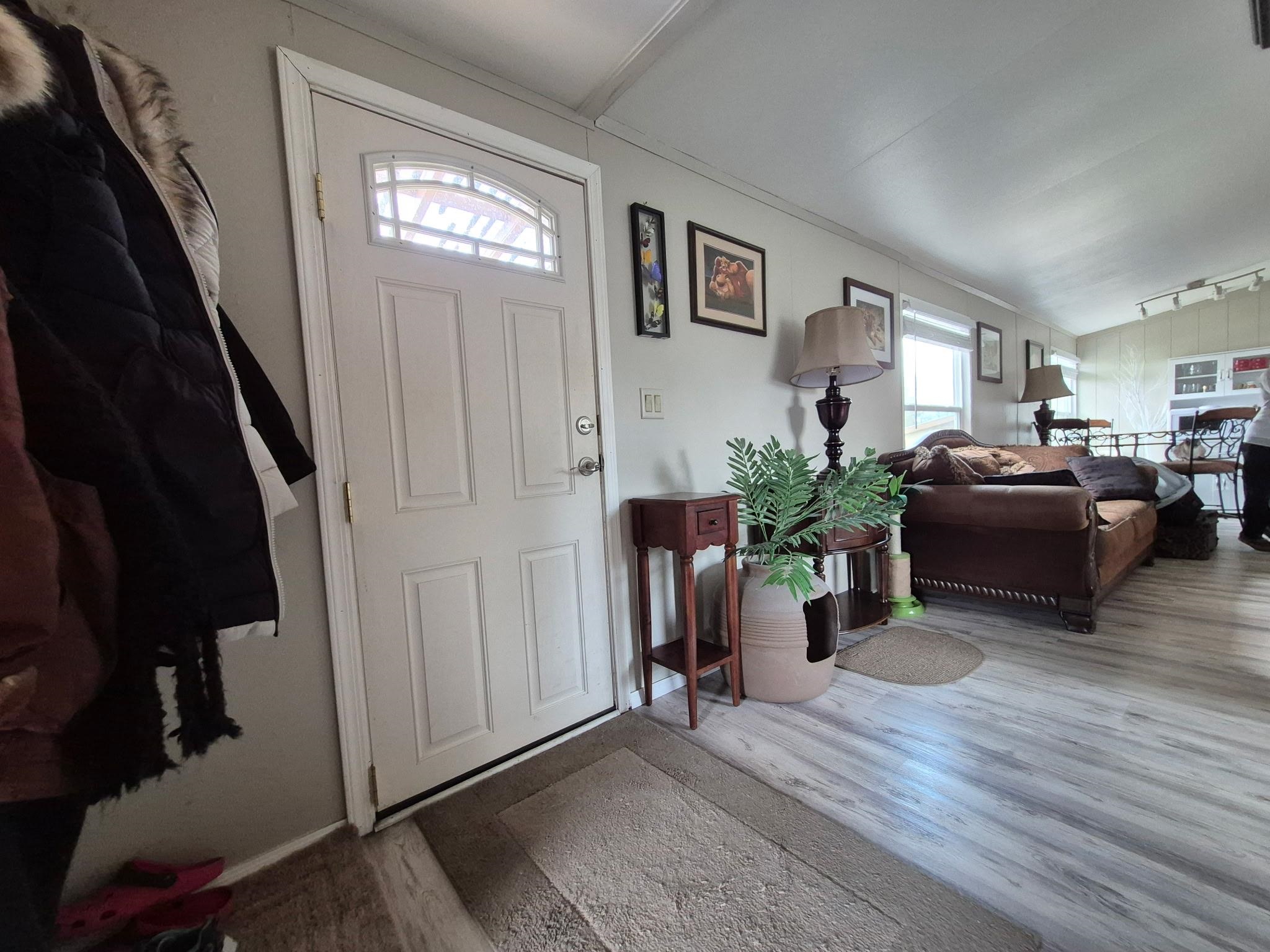 3925 E Farwell Rd - Photo 4