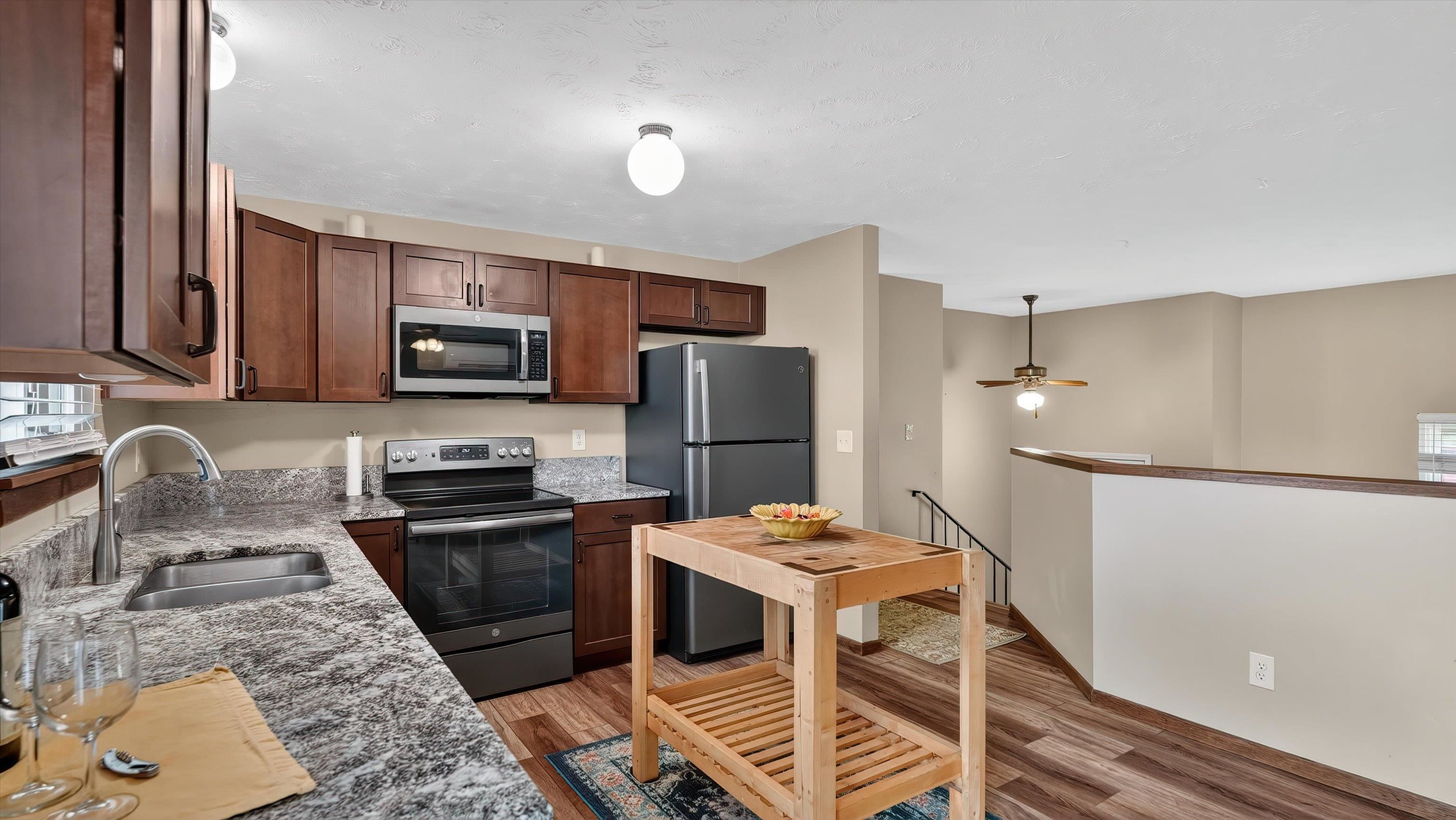 630 E Bull Run Ct - Photo 11