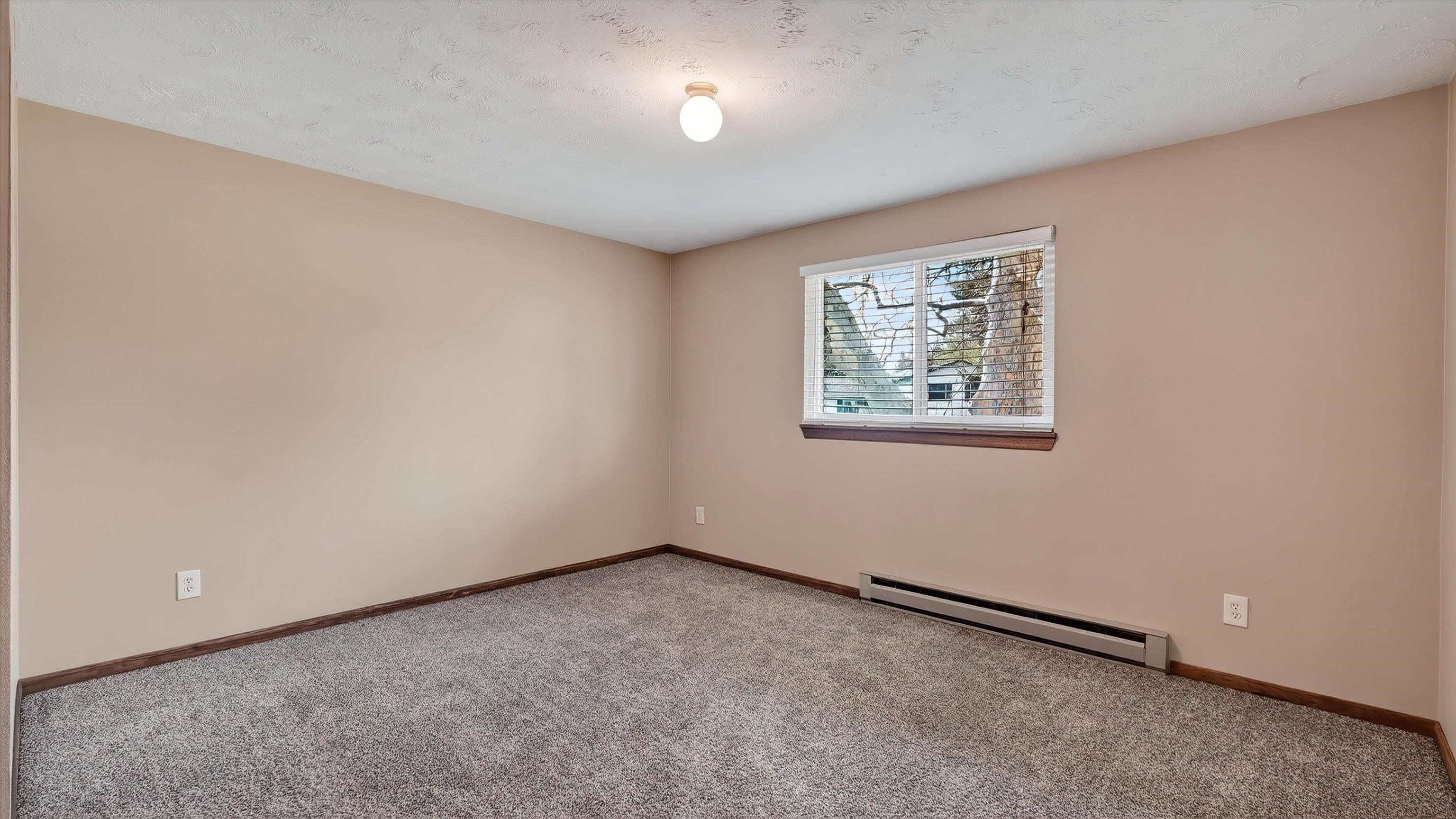 630 E Bull Run Ct - Photo 17