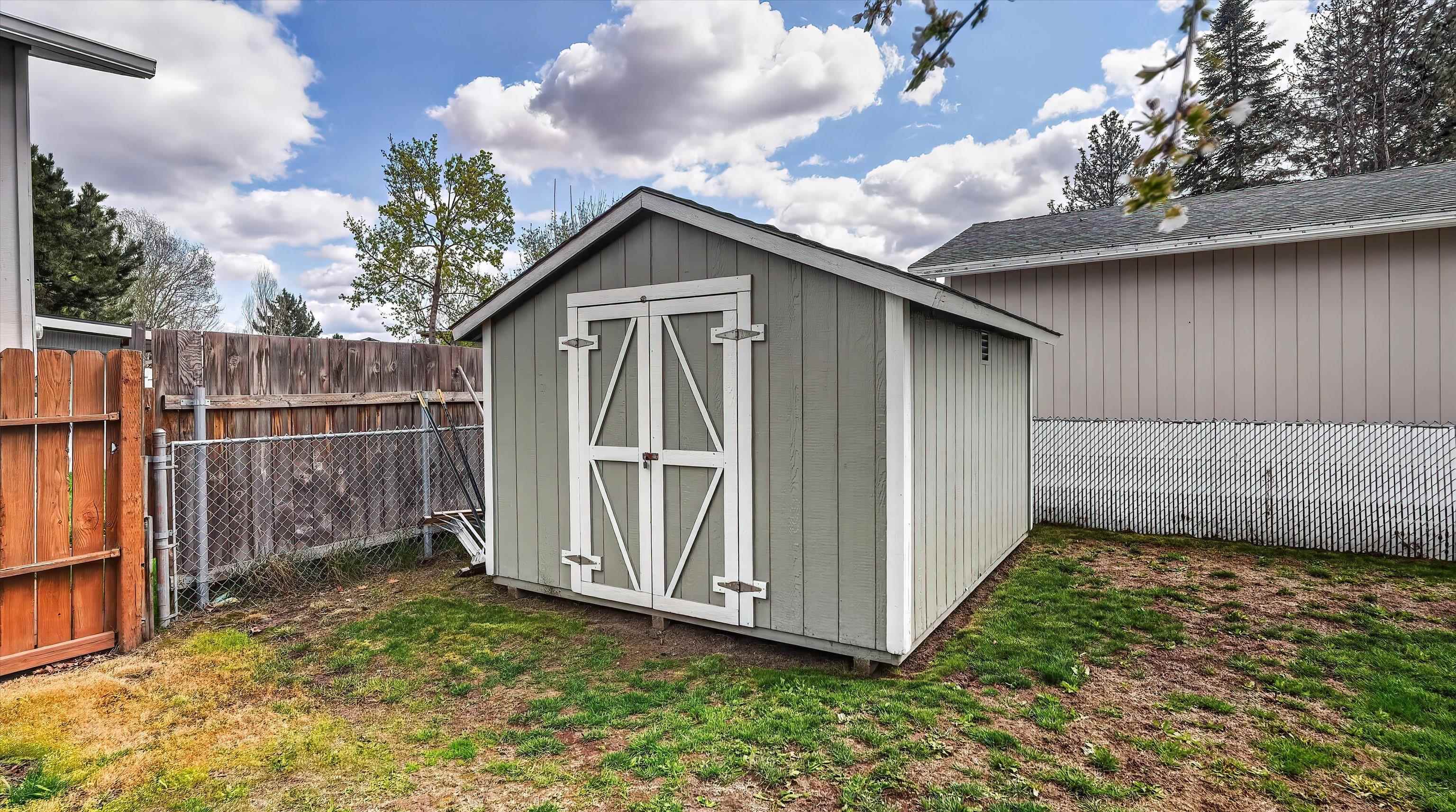 630 E Bull Run Ct - Photo 38