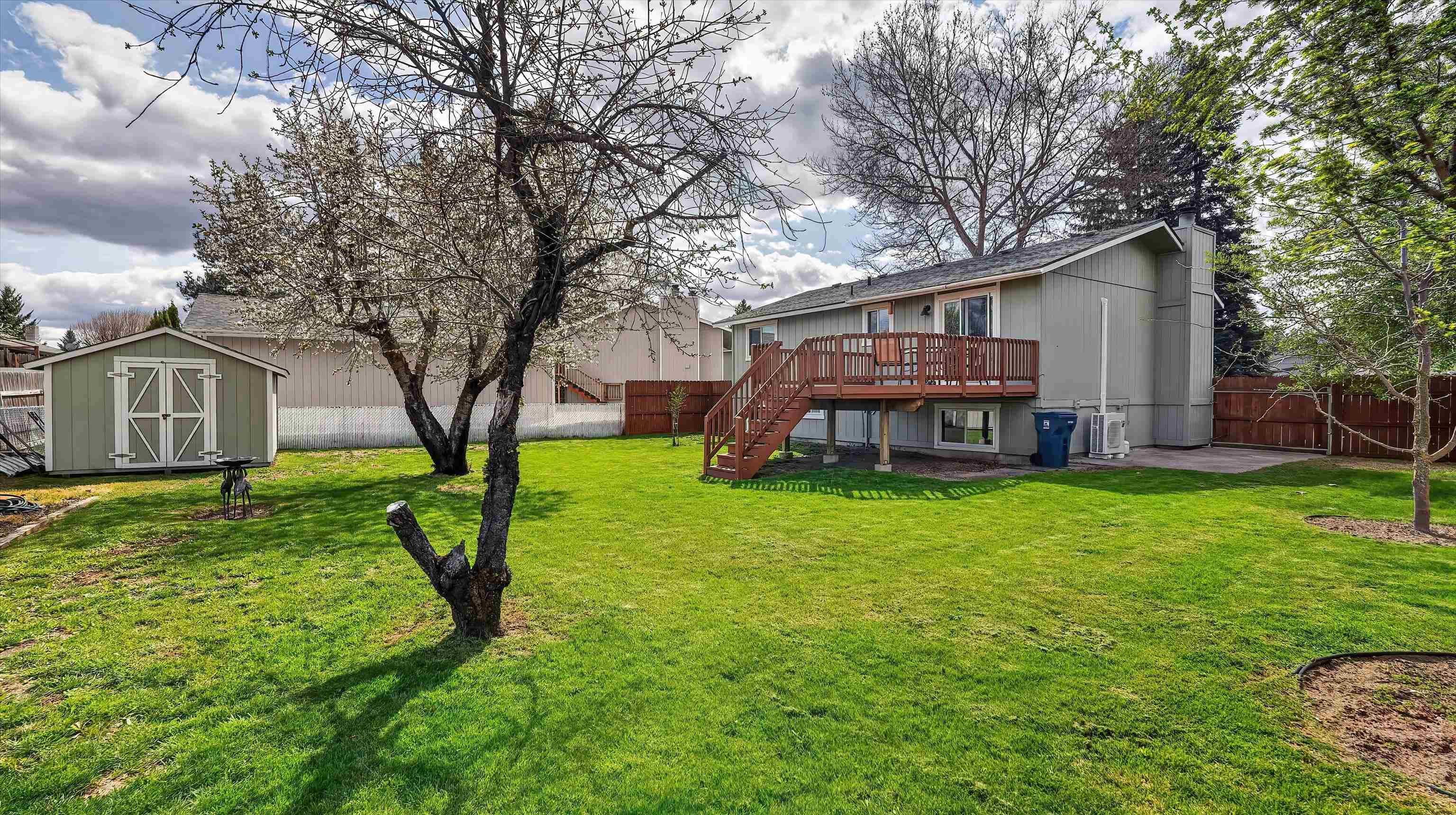 630 E Bull Run Ct - Photo 39