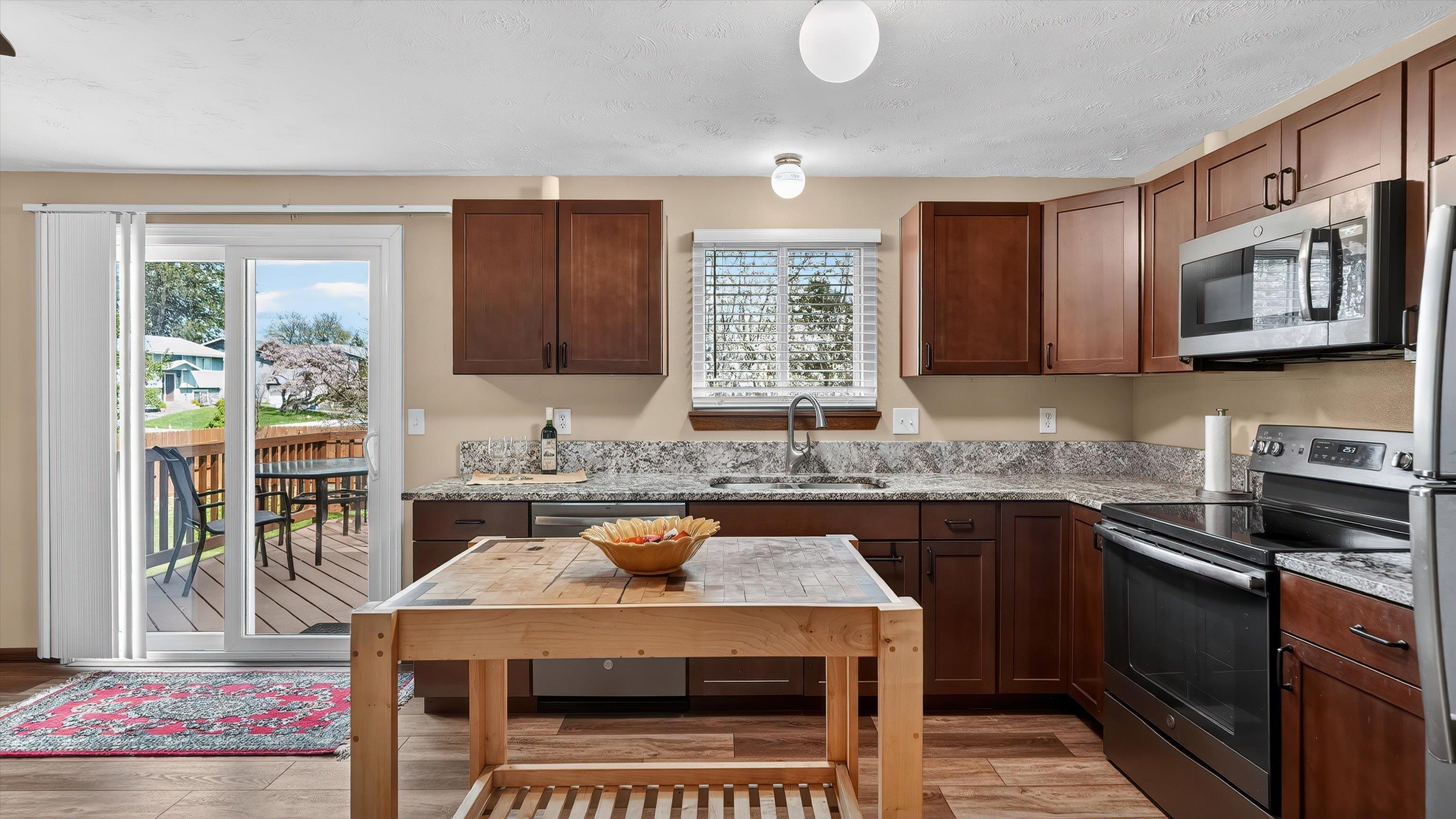630 E Bull Run Ct - Photo 9