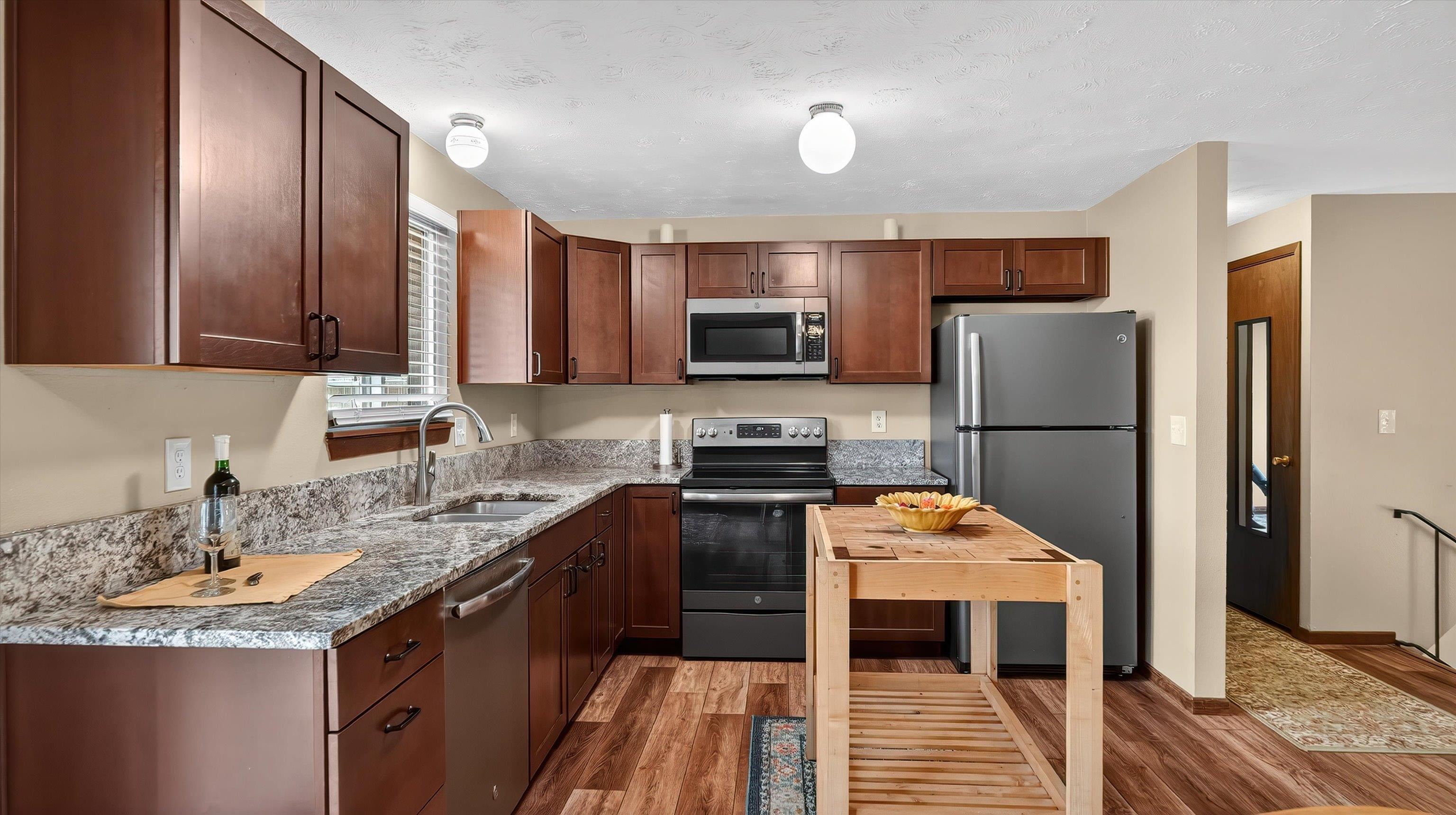 630 E Bull Run Ct - Photo 10