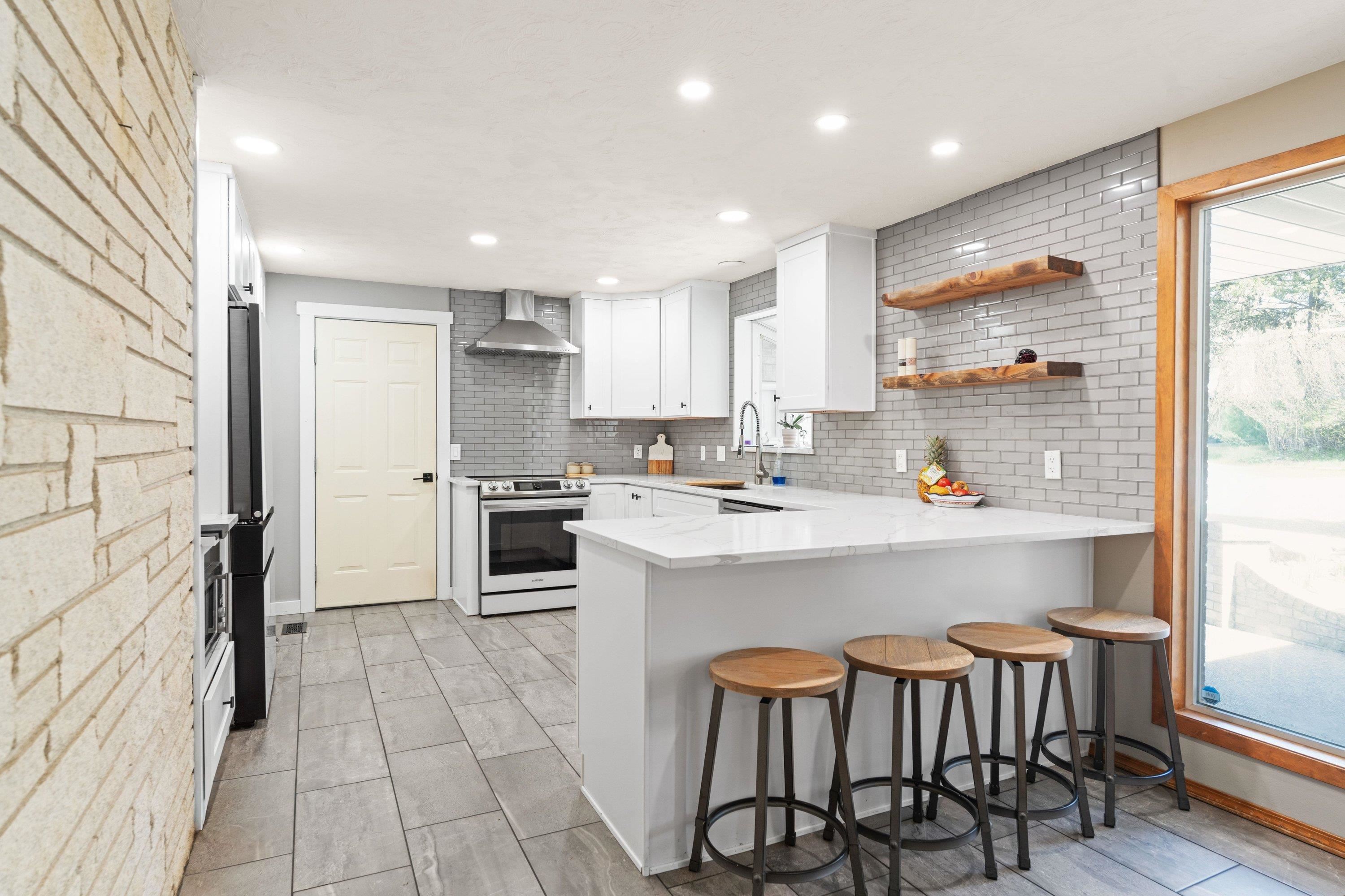 105 N Sprague St - Photo 14