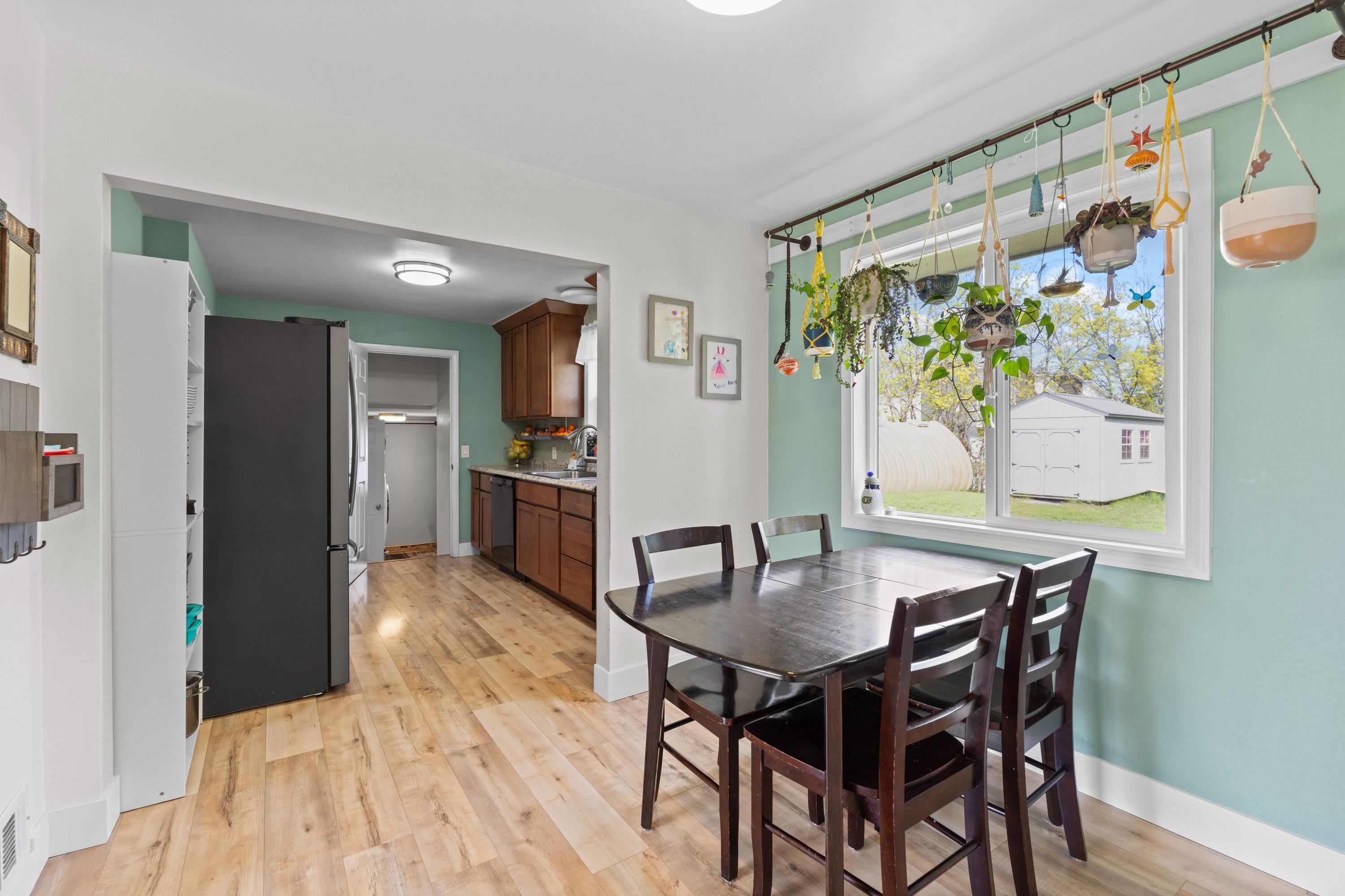 8719 E Valleyway Ave - Photo 8