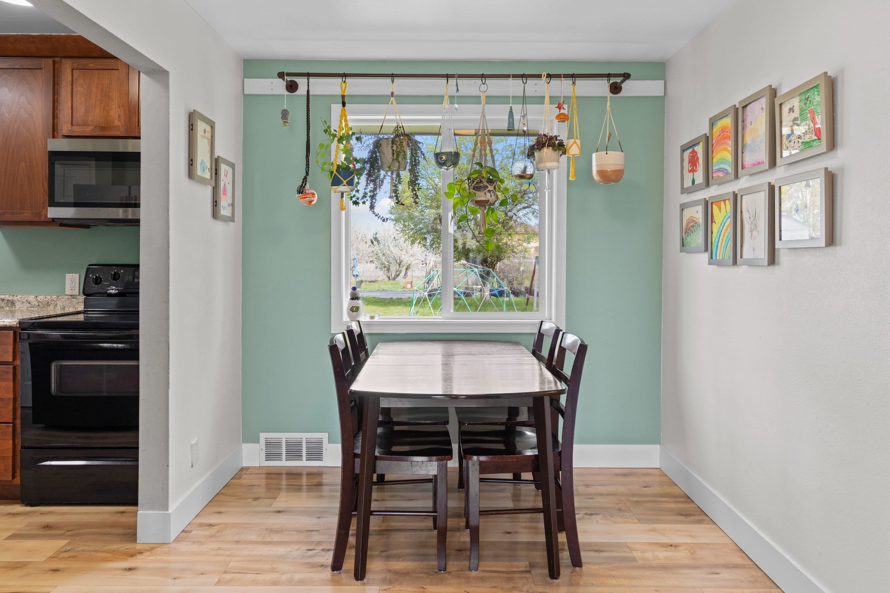 8719 E Valleyway Ave - Photo 9
