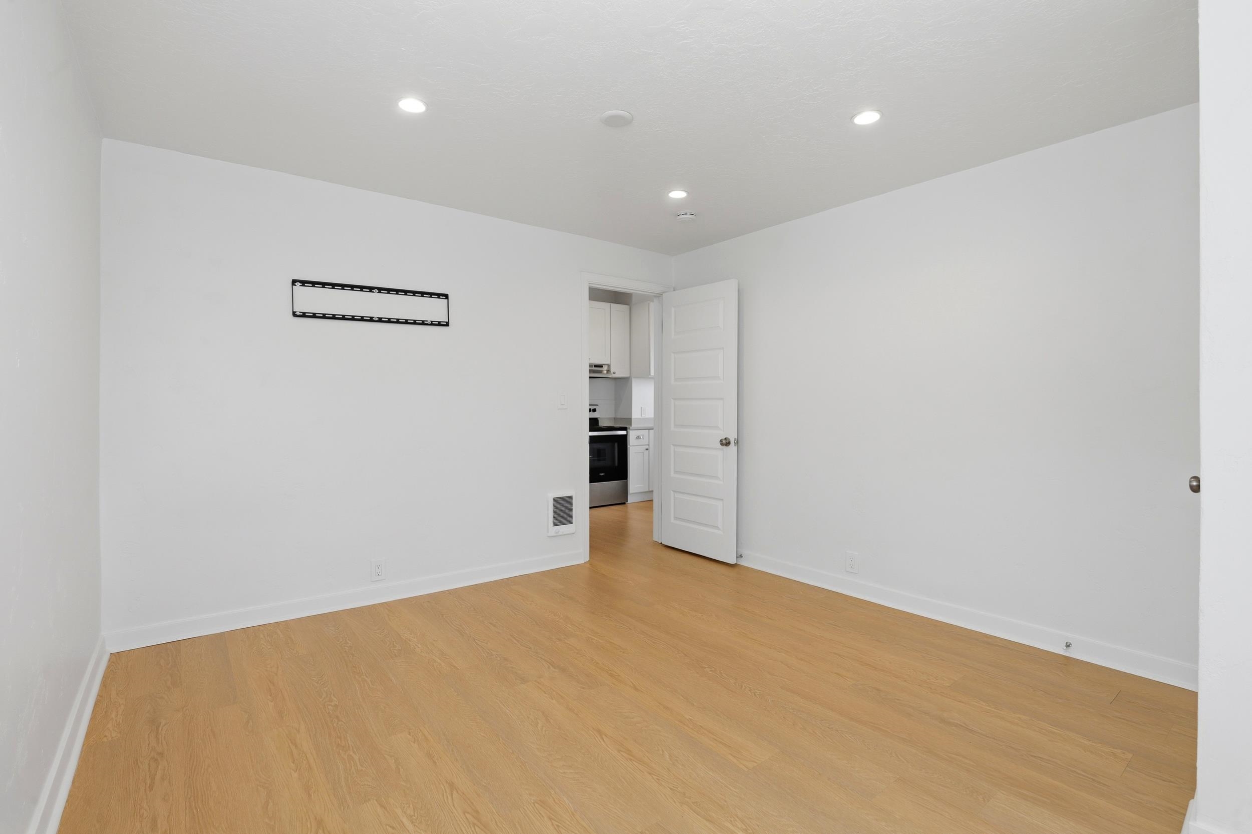 434 W Buckeye Ave - Photo 18