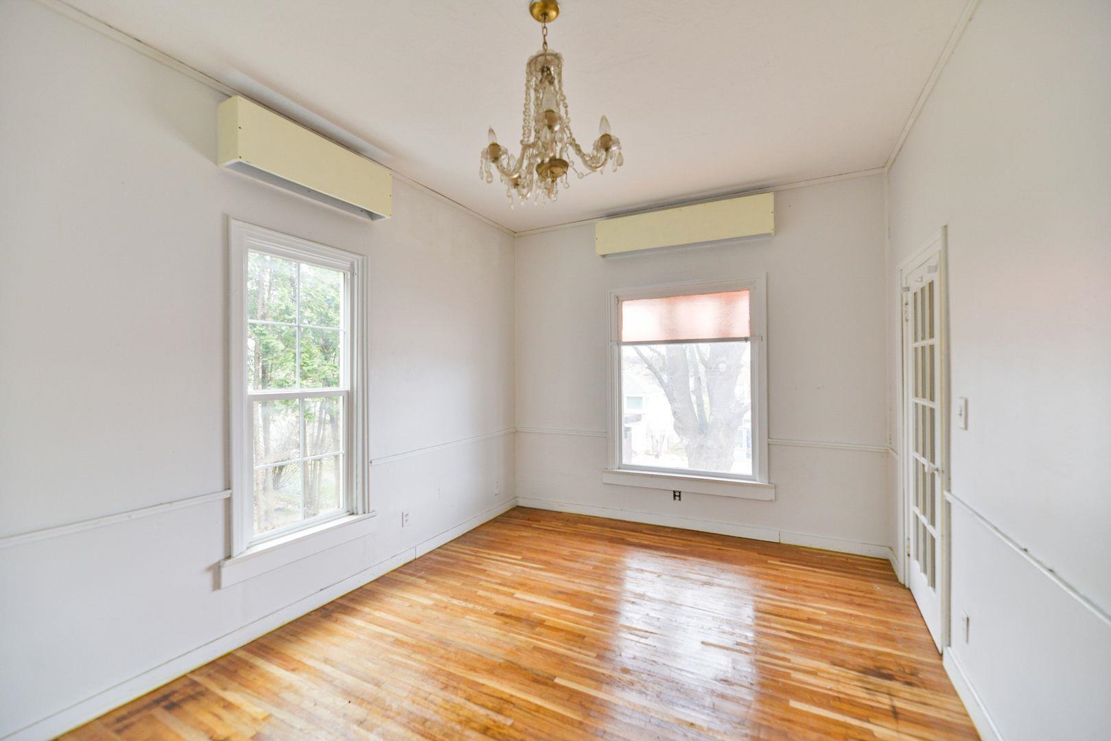 204 S Crosby St - Photo 6