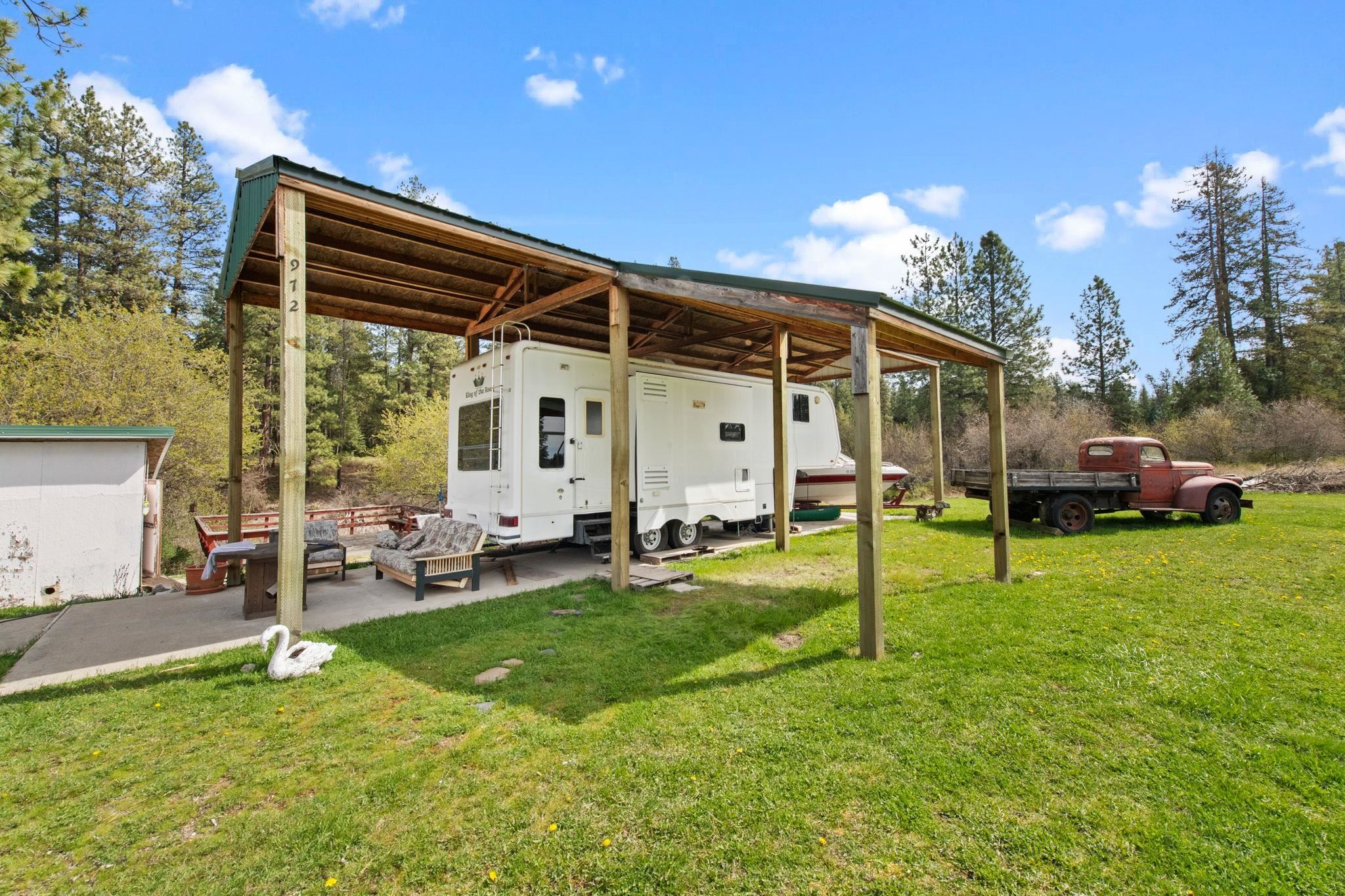 972 Lenora Dr - Photo 1