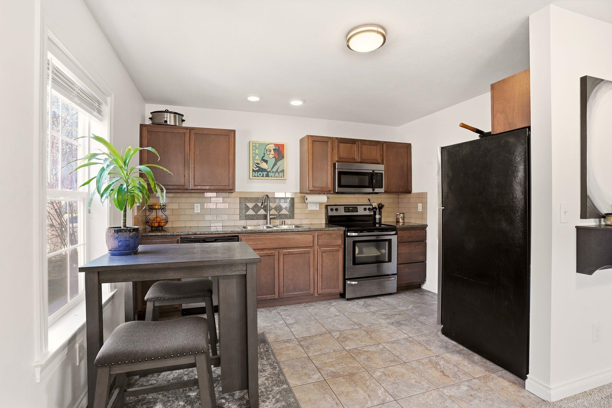 1126 S COEUR D'ALENE St - Photo 3