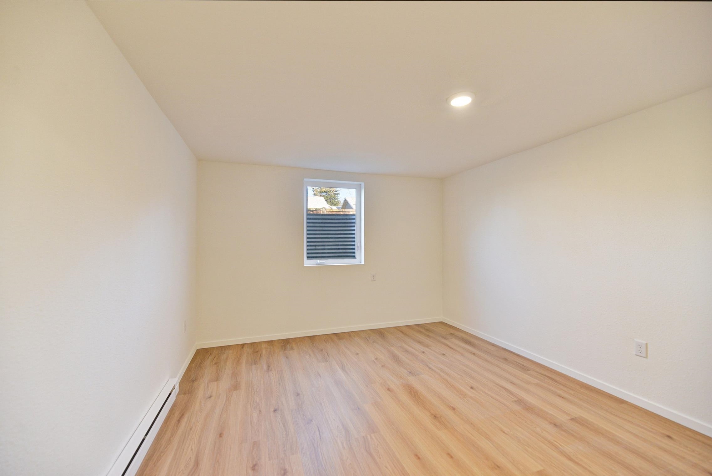 2912 N Hemlock St - Photo 15